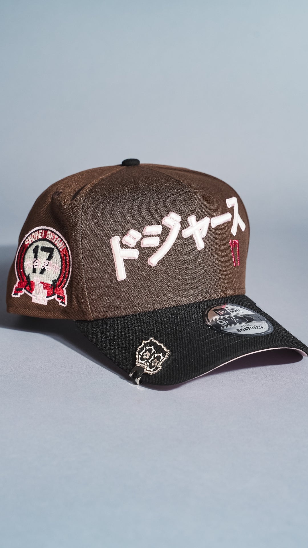 NEW ERA 9FIFTY A-FRAME BROWN/BLACK LOS ANGELES DODGERS JAPANESE SCRIPT W/ "SHOHEI OHTANI" SIDE PATCH