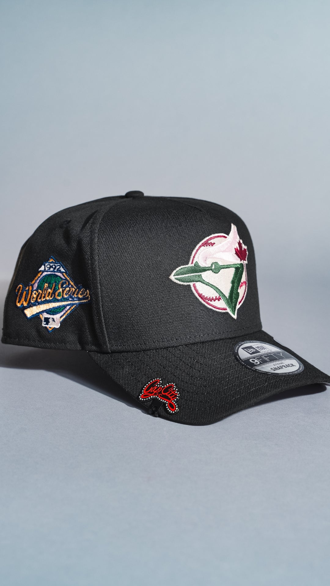 NEW ERA 9FIFTY A-FRAME BLACK TORONTO BLUE JAYS SNAPBACK W/ 1992 WORLD SERIES SIDE PATCH