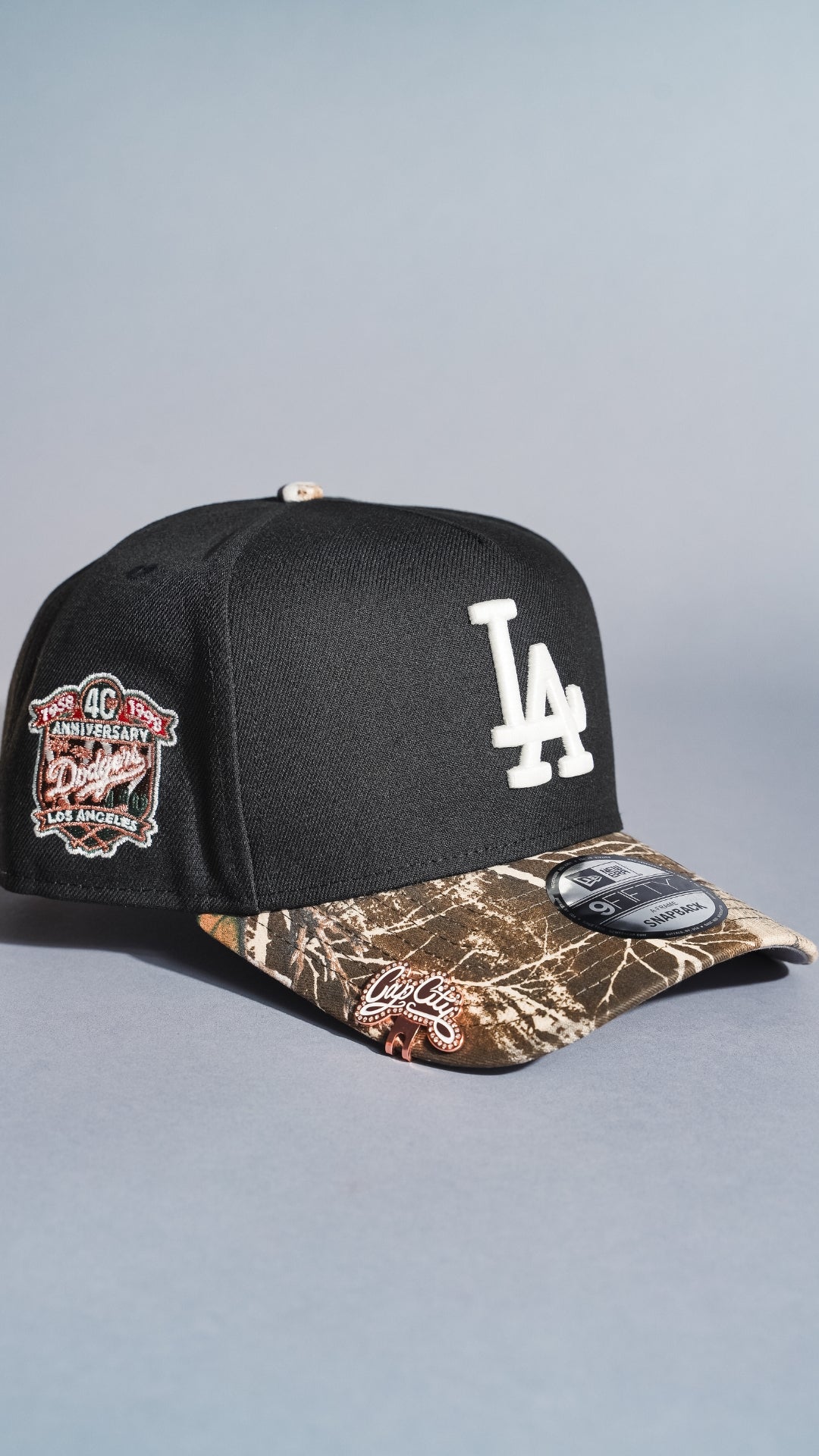 NEW ERA 9FIFTY A-FRAME BLACK/REALTREE LOS ANGELES DODGERS SNAPBACK W/ 40TH ANNIVERSARY SIDE PATCH