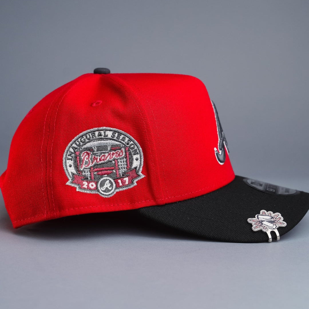 NEW ERA 9FIFTY A-FRAME RED/BLACK ATLANTA BRAVES SNAPBACK W/ 1999 WORLD SERIES SIDE PATCH