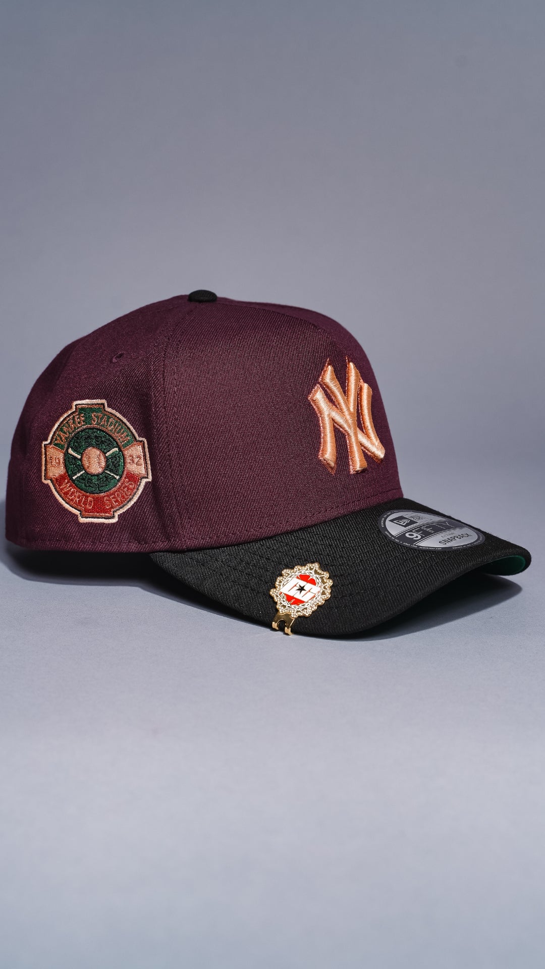 NEW ERA 9FIFTY A-FRAME BURGUNDY/BLACK NEW YORK YANKEES SNAPBACK W/ 1932 WORLD SERIES SIDE PATCH