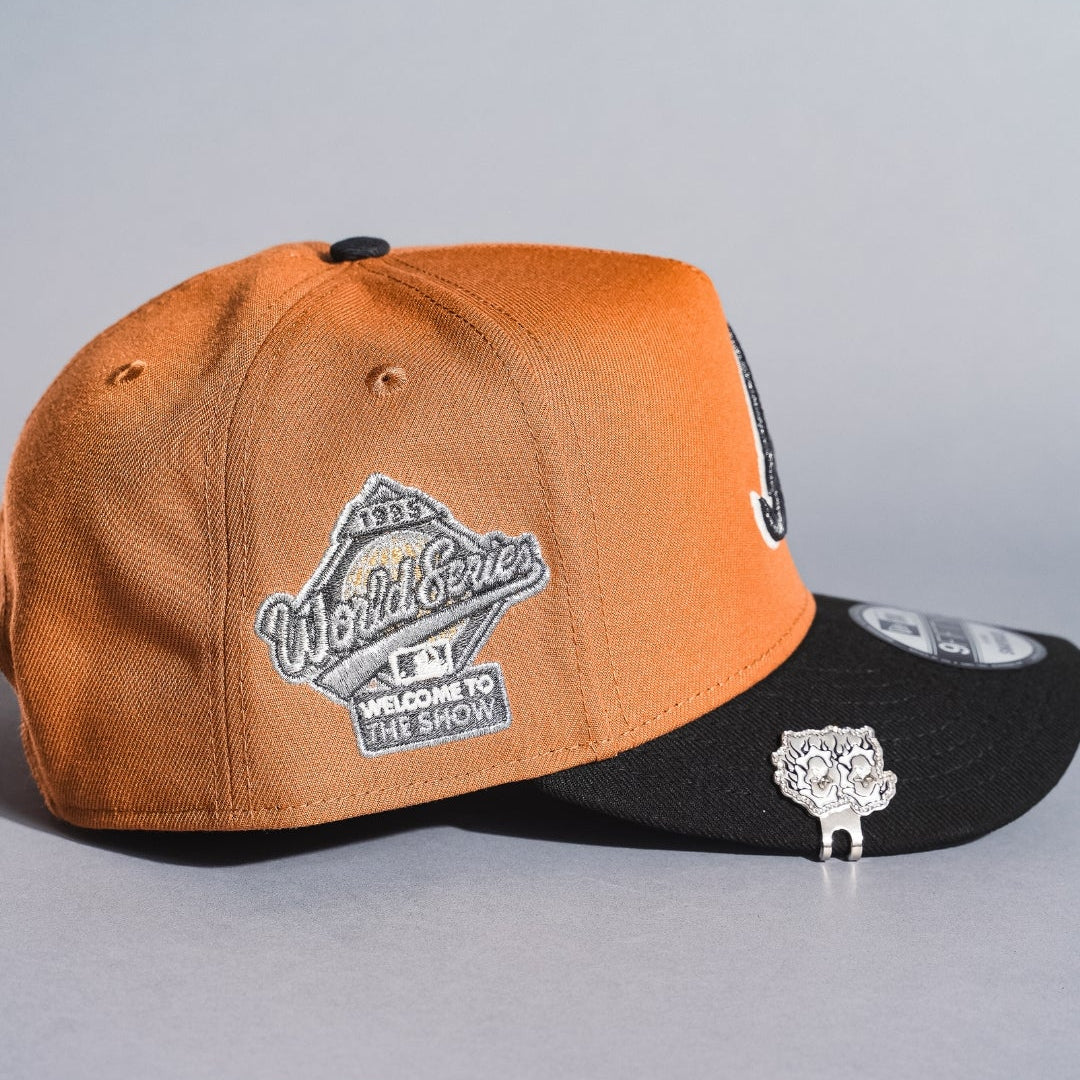 NEW ERA 9FIFTY A-FRAME TAN/BLACK ATLANTA BRAVES SNAPBACK W/ 1995 WORLD SERIES SIDE PATCH