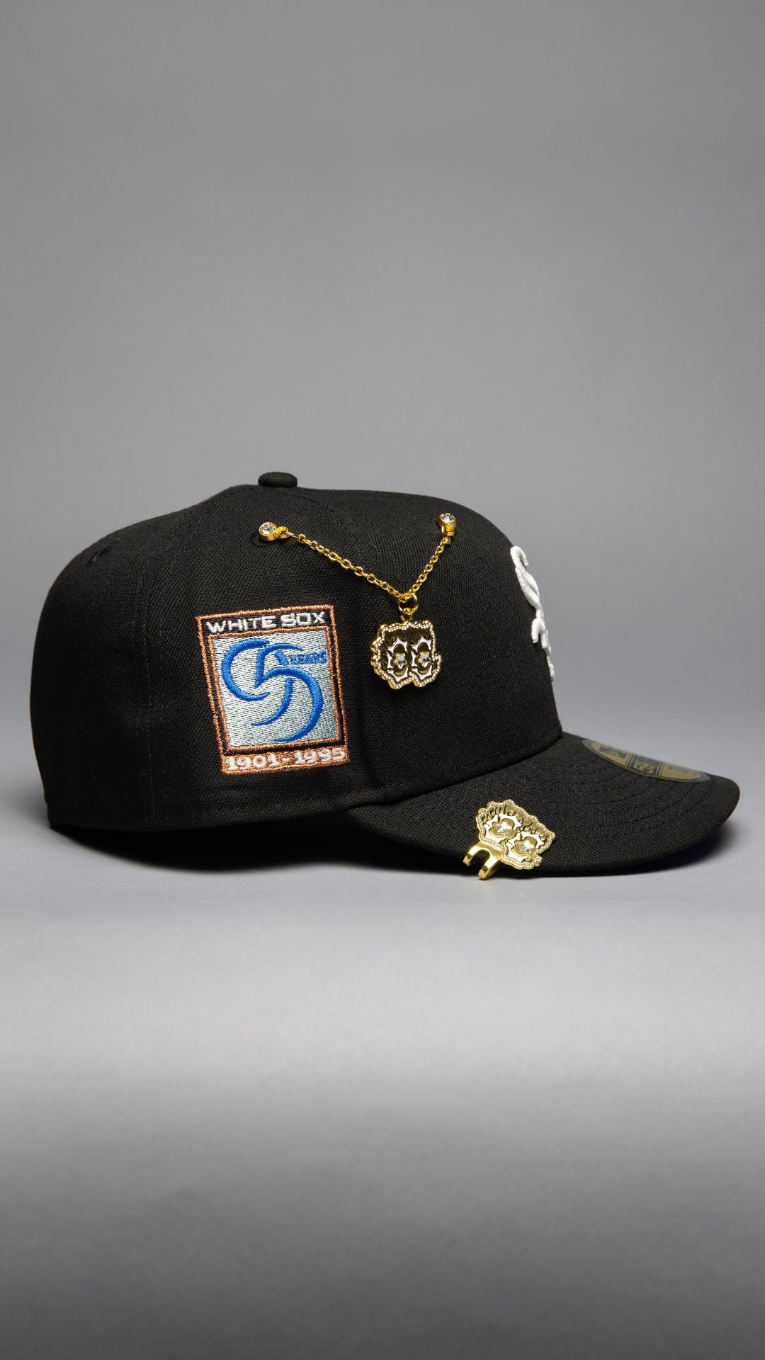 NEW ERA EXCLUSIVE 59FIFTY BLACK CHICAGO WHITE SOX W/ 95TH ANNIVERSARY SIDE PATCH