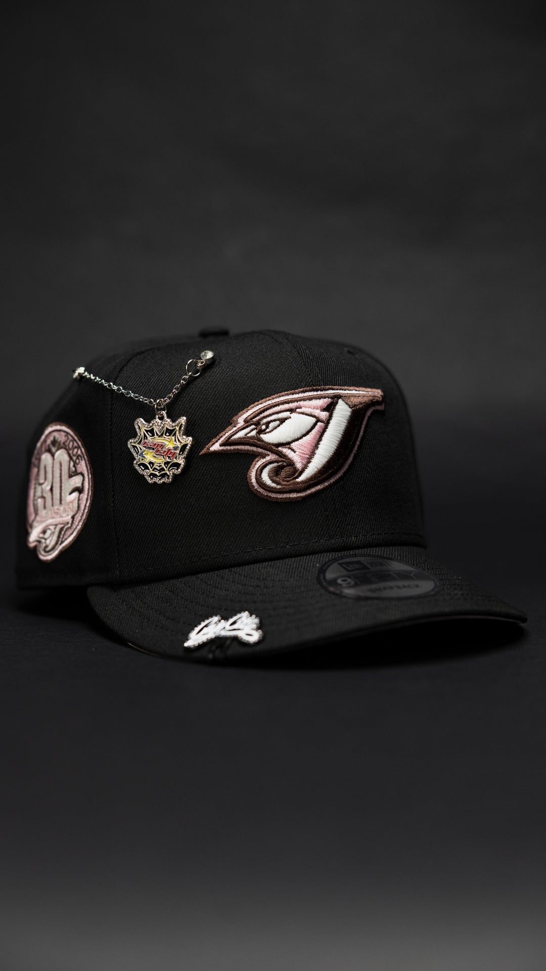 SNAPBACK 9FIFTY CAQUI/AZUL EXCLUSIVO DE NEW ERA LOS ANGELES DODGERS CON PARCHE LATERAL DE LA 75.ª SERIE MUNDIAL 