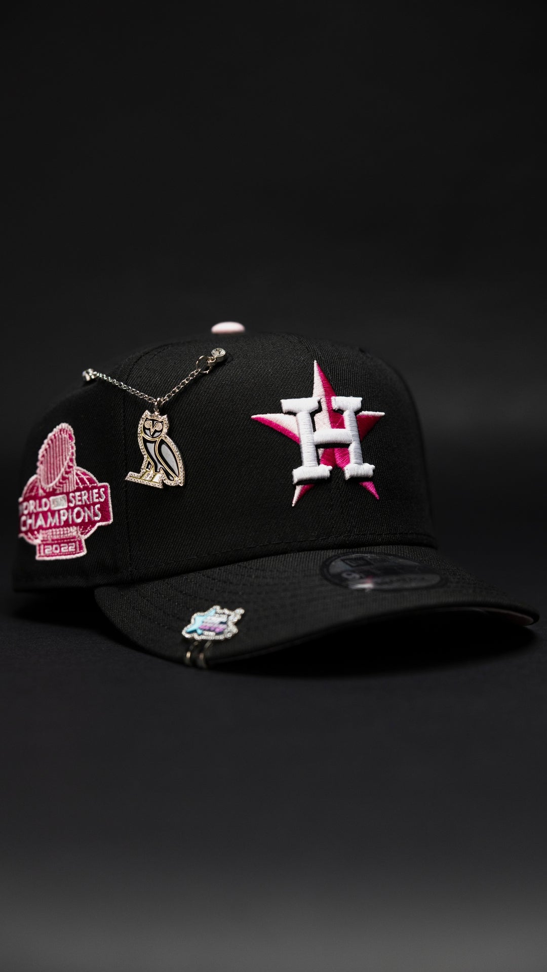 SNAPBACK 9FIFTY CAQUI/AZUL EXCLUSIVO DE NEW ERA LOS ANGELES DODGERS CON PARCHE LATERAL DE LA 75.ª SERIE MUNDIAL 