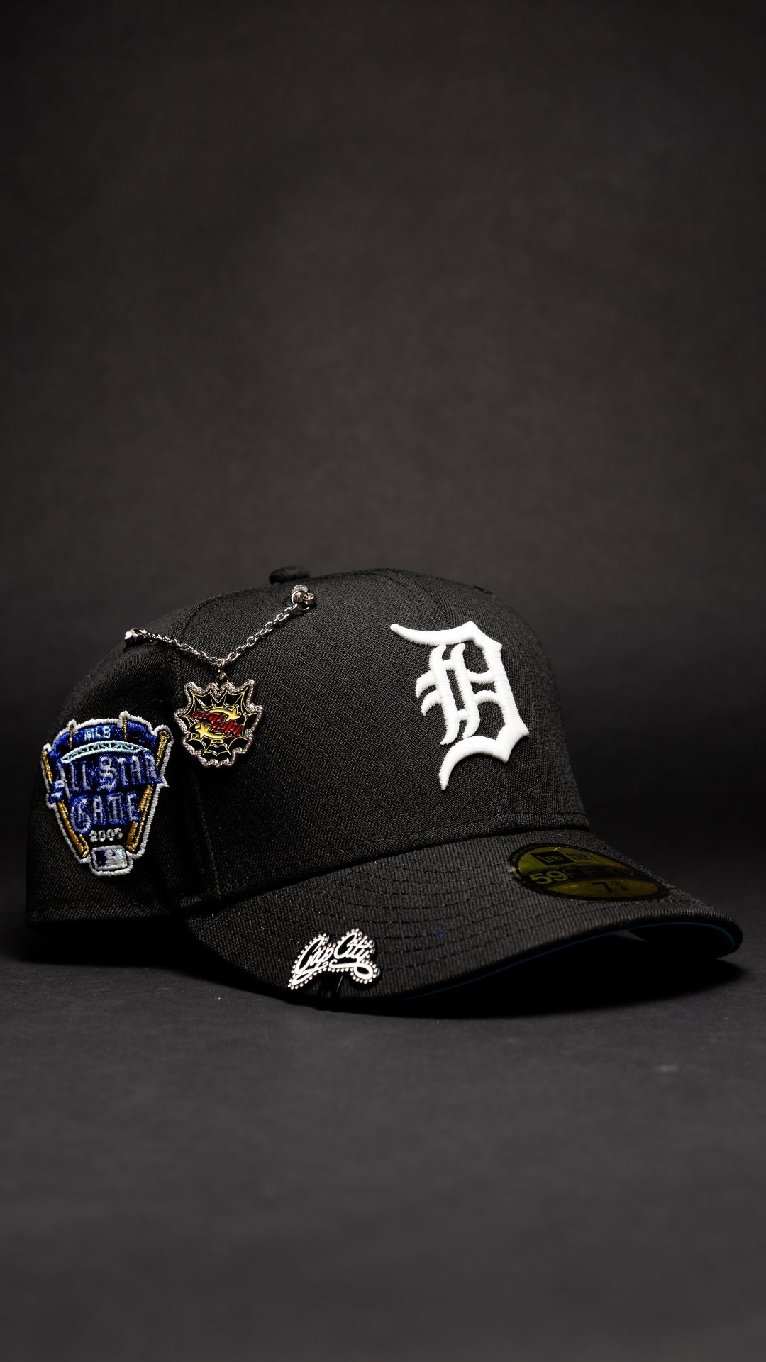 NEW ERA EXCLUSIVE 59FIFTY BLACK DETROIT TIGERS W/ ALL STAR GAME SIDE PATCH