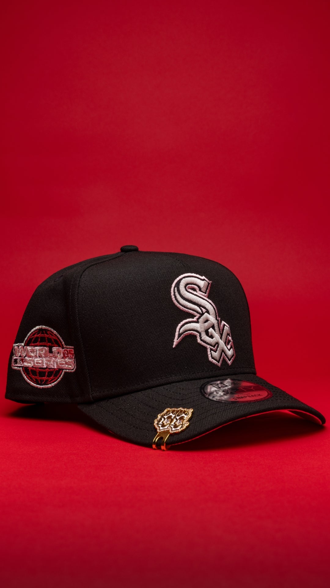 NEW ERA 9FIFTY A-FRAME BLACK CHICAGO WHITE SOX SNAPBACK W/ 2005 WORLD SERIES SIDE PATCH