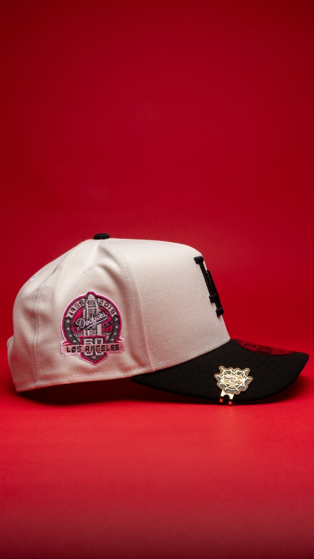 NEW ERA 9FIFTY A-FRAME CHROME/BLACK LOS ANGELES DODGERS SNAPBACK W/ RED ROSES + 60TH ANNIVERSARY SIDE PATCH