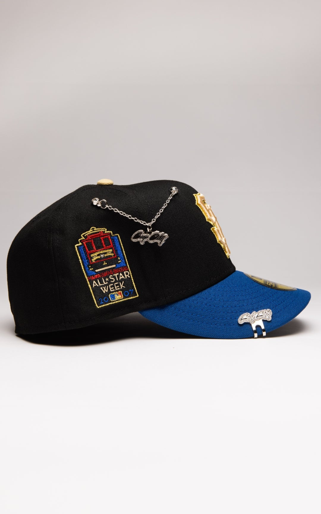 EXCLUSIVO DE NEW ERA 59FIFTY CHROME BLANCO/AZUL TEXAS RANGERS CON 40 ANIVERSARIO 