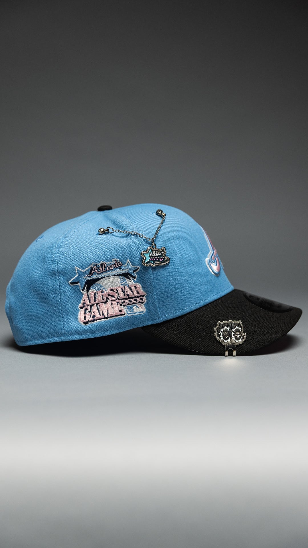 NEW ERA EXCLUSIVE 9FIFTY SKY BLUE/BLACK ATLANTA BRAVES SNAPBACK W/ 200