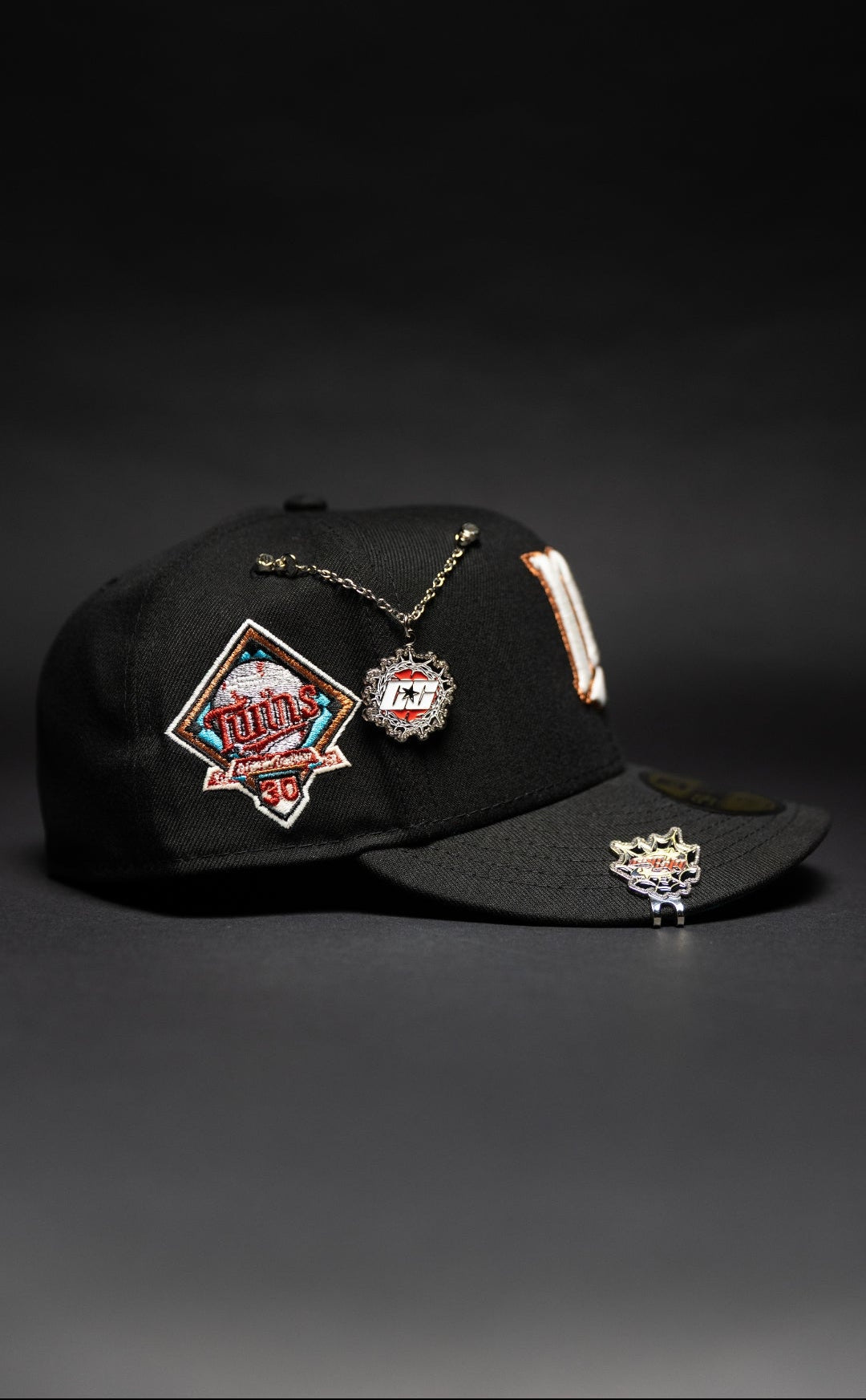 NEW ERA EXCLUSIVE 59FIFTY BLACK MINNESOTA TWINS W/ 30TH ANNIVERSARY SIDE PATCH