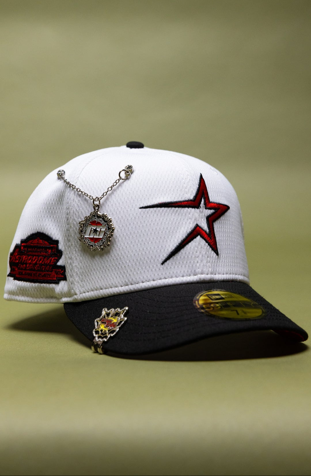 NEW ERA EXCLUSIVE 59FIFTY PEARL WHITE HOUSTON ASTROS W/ ASTRODOME SIDE PATCH