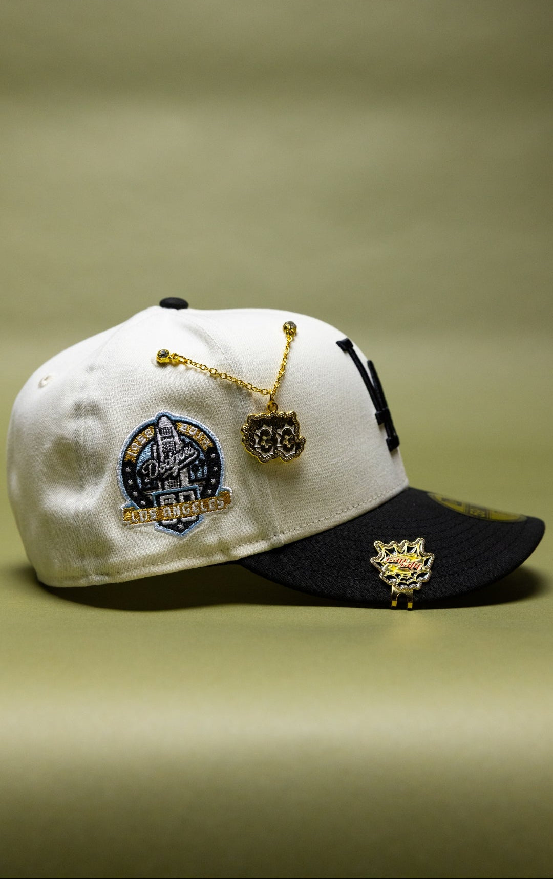 NEW ERA EXCLUSIVE 59FIFTY CHROME/BLACK LOS ANGELES DODGERS W/ HEART + 60TH ANNIVERSARY SIDE PATCH