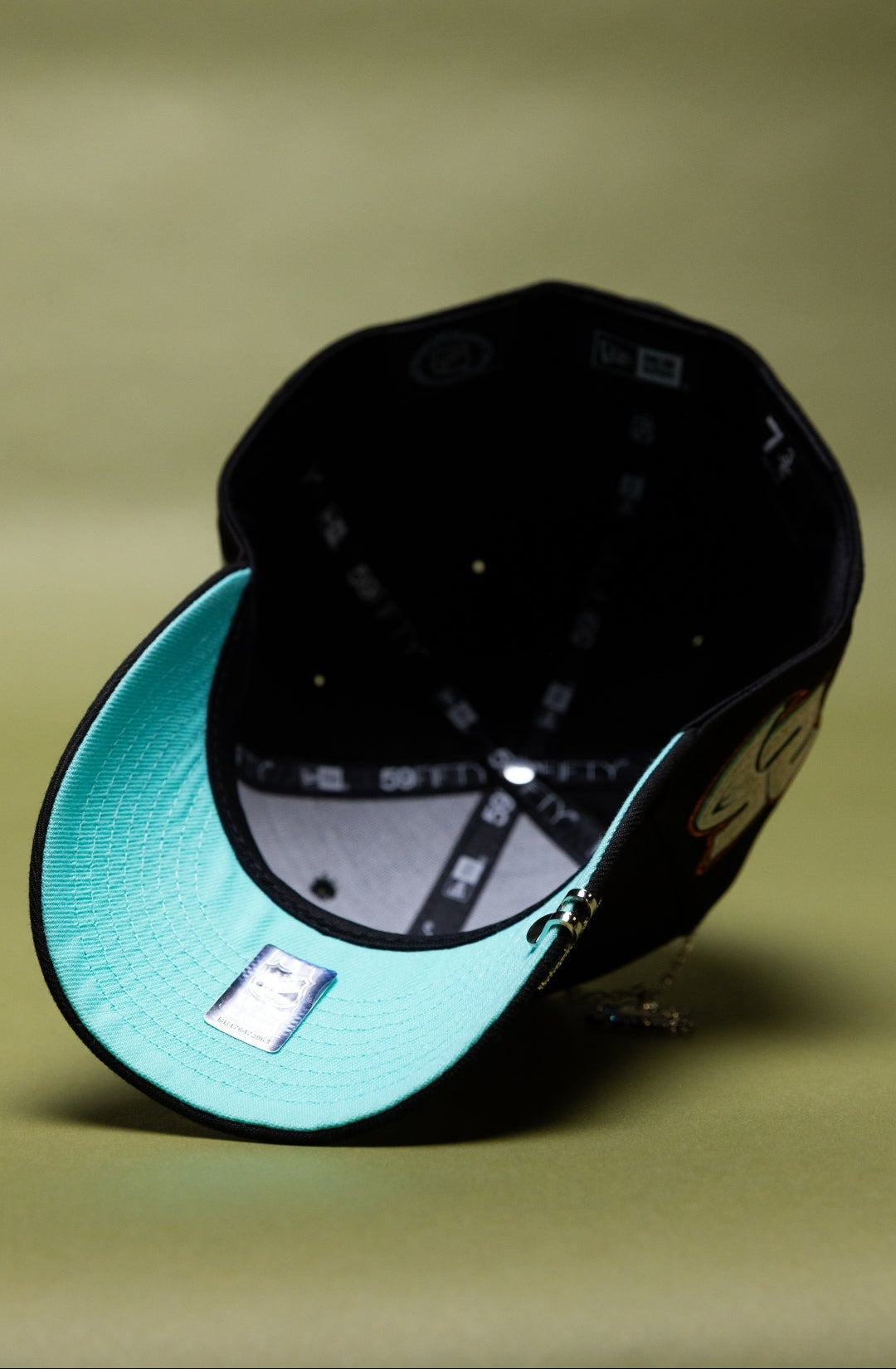 NEW ERA EXCLUSIVE 59FIFTY BLACK ANAHEIM DUCKS W/ 25TH ANNIVERSARY SIDE PATCH