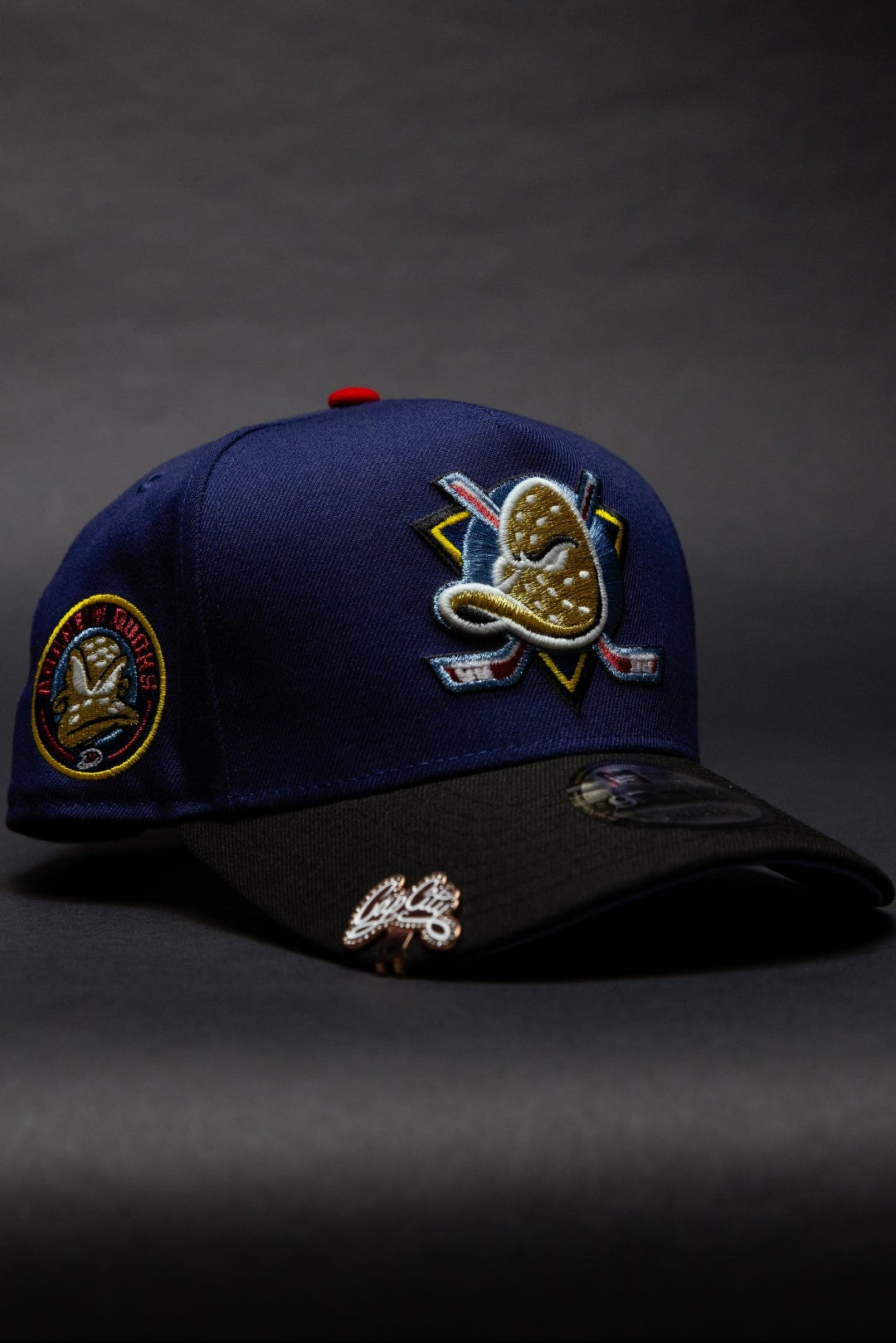 NEW ERA 9FIFTY A-FRAME NAVY/BLACK ANAHEIM DUCKS SNAPBACK W/ "DUCKS" SIDE PATCH