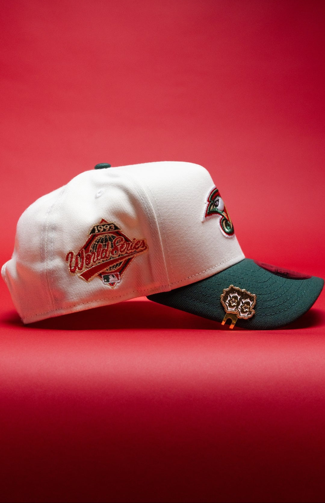 NEW ERA 9FIFTY A-FRAME CHROME/FOREST GREEN TORONTO BLUE JAYS SNAPBACK W/ WORLD SERIES SIDE PATCH