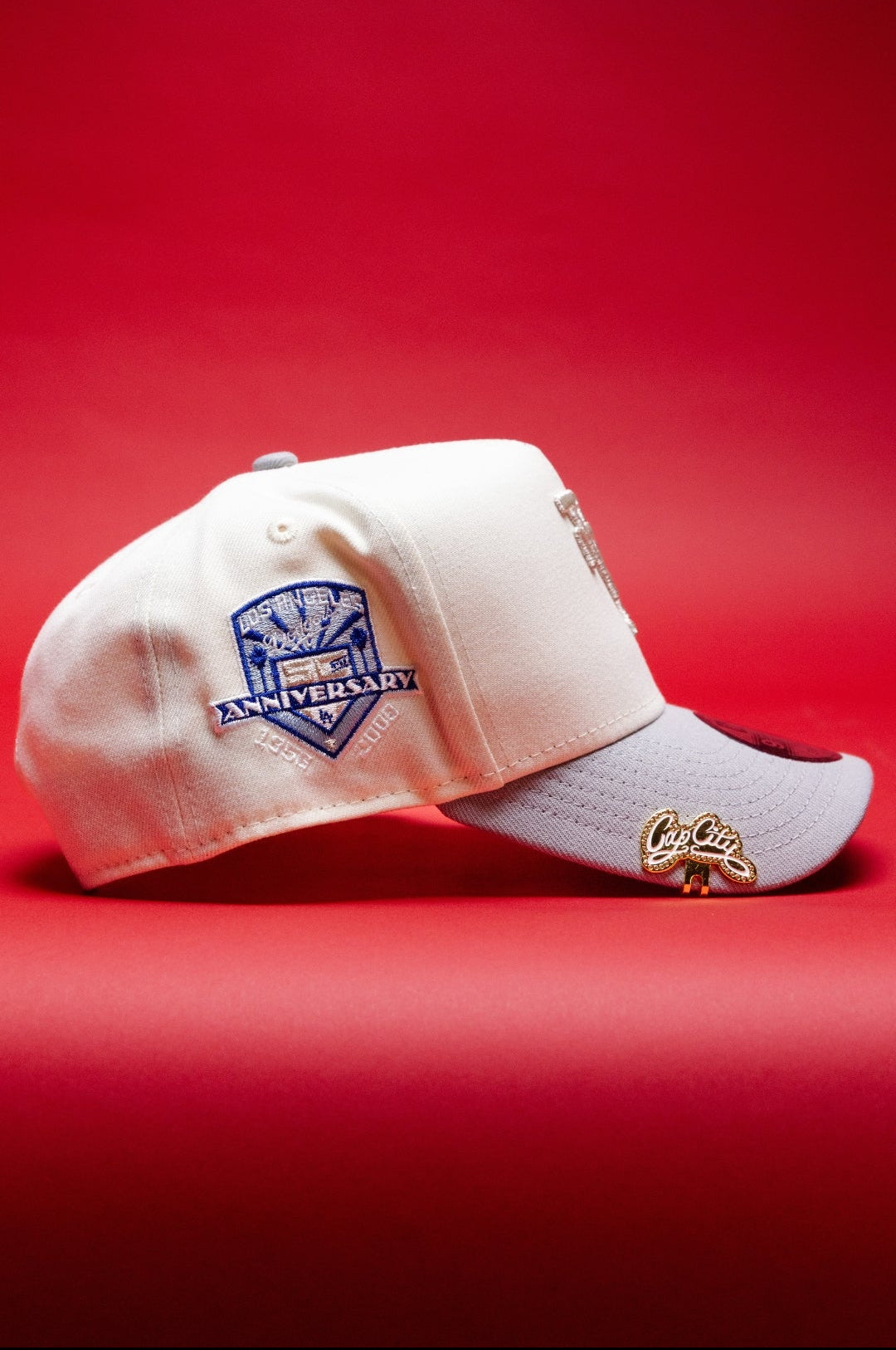 NEW ERA 9FIFTY A-FRAME CHROME/GREY UPSIDE DOWN LOS ANGELES DODGERS SNAPBACK W/ 50TH ANNIVERSARY SIDE PATCH