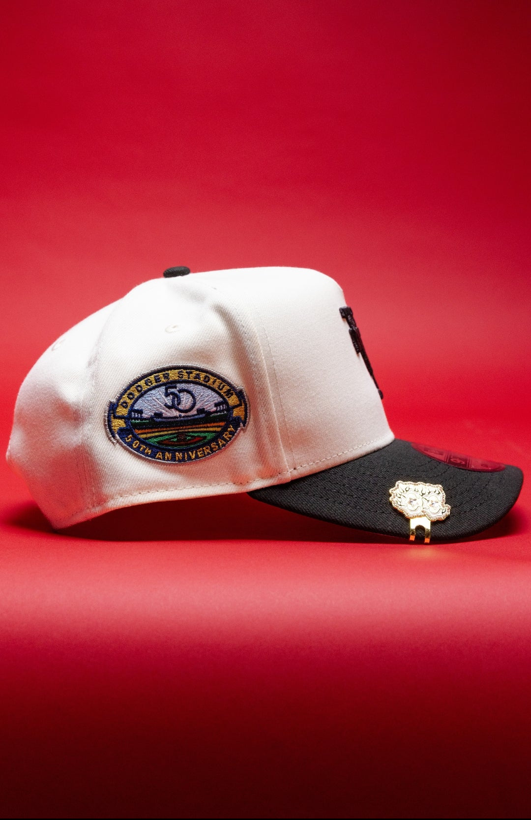 NEW ERA 9FIFTY A-FRAME CHROME/BLACK UPSIDE DOWN LOS ANGELES DODGERS SNAPBACK W/ 50TH ANNIVERSARY SIDE PATCH