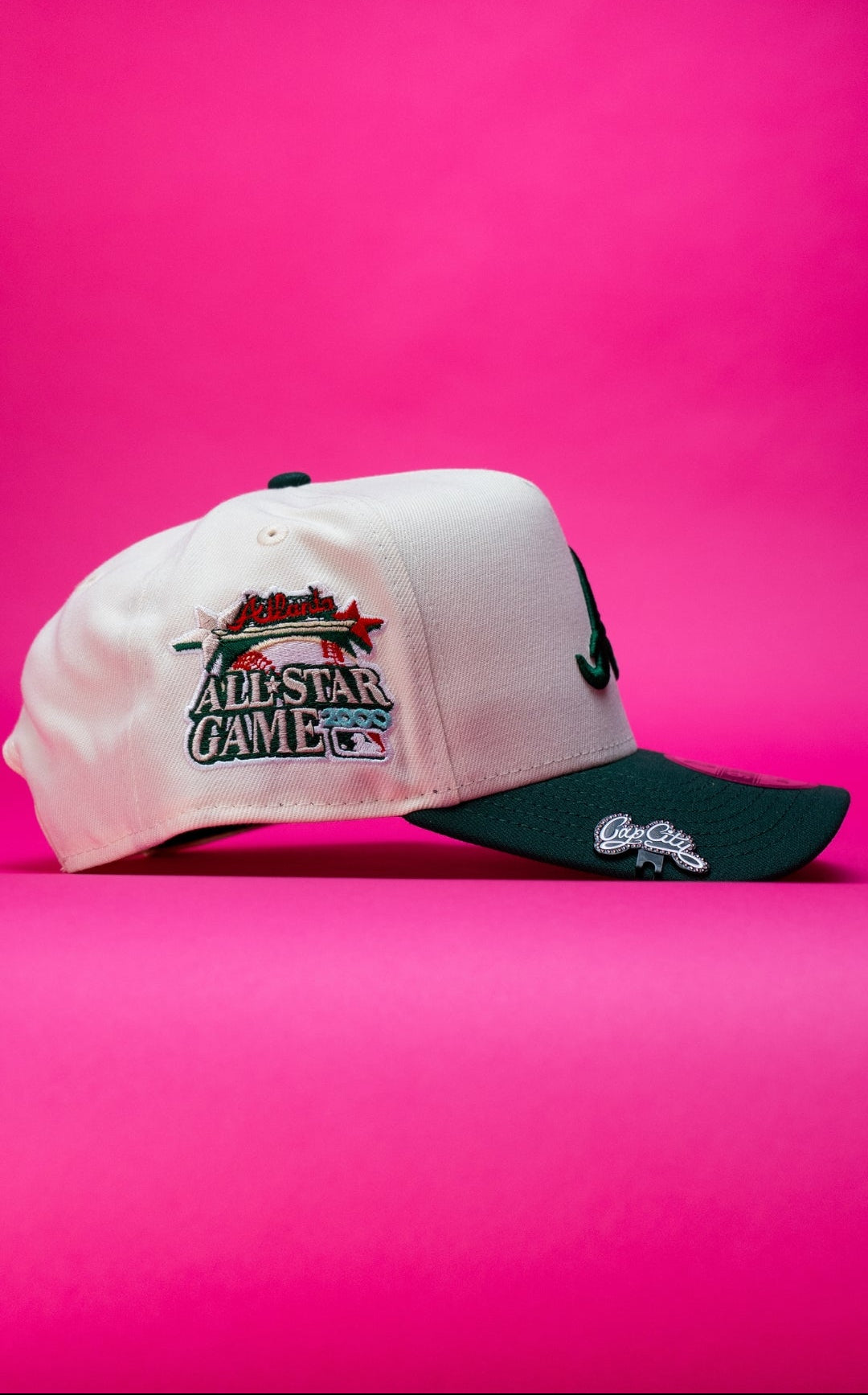 NEW ERA 9FIFTY A-FRAME CHROME/FOREST GREEN ATLANTA BRAVES SNAPBACK W/ 2000 ALL STAR GAME SIDE PATCH