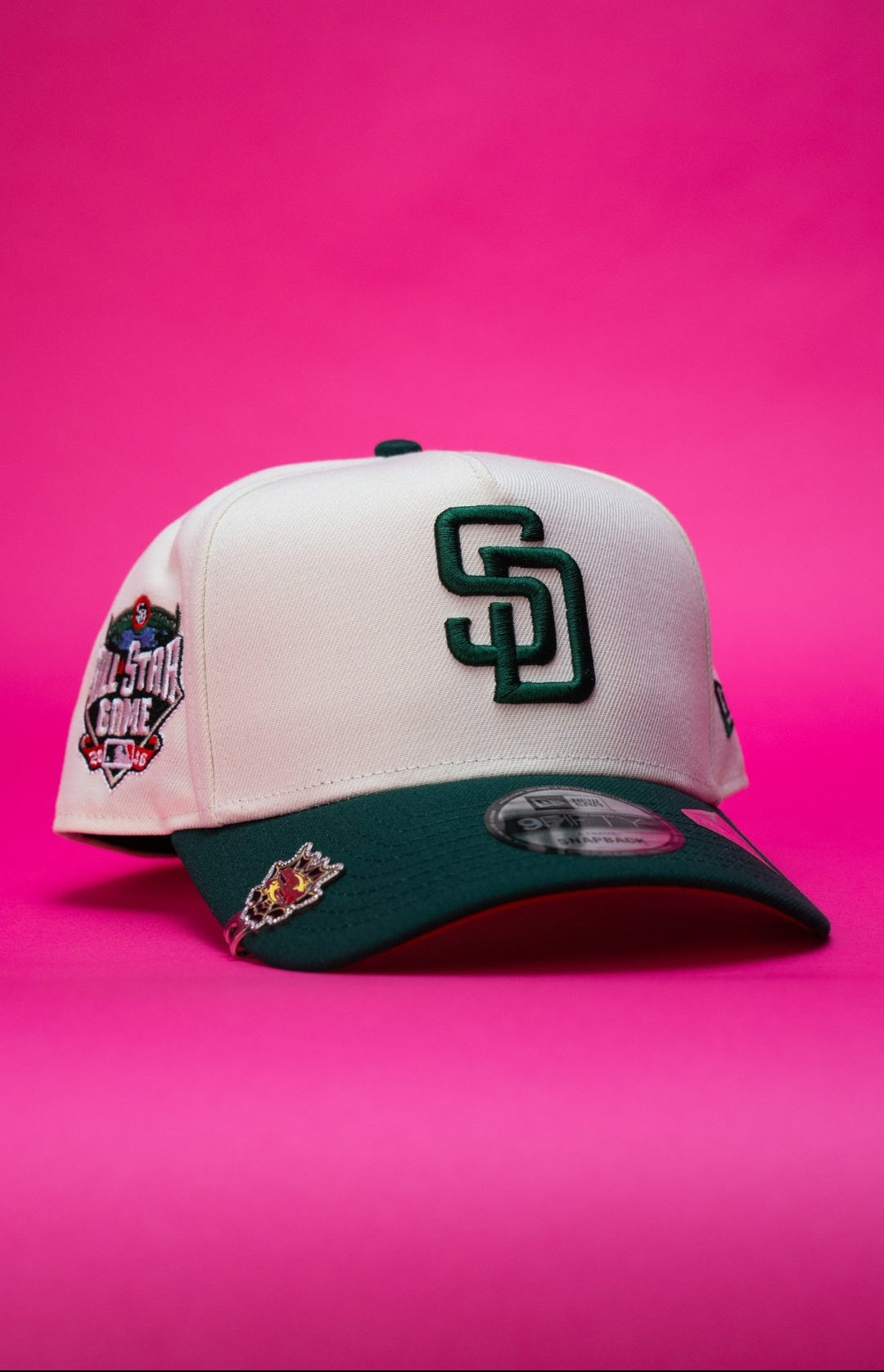 NEW ERA 9FIFTY A-FRAME CHROME/FOREST GREEN SAN DIEGO PADRES SNAPBACK W/ ALL STAR GAME SIDE PATCH