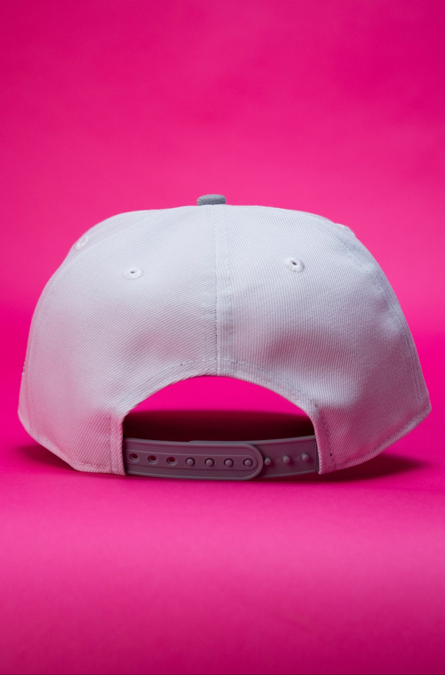 NEW ERA 9FIFTY A-FRAME PEARL WHITE NEW YORK YANKEES SNAPBACK W/ 75TH WORLD SERIES SIDE PATCH