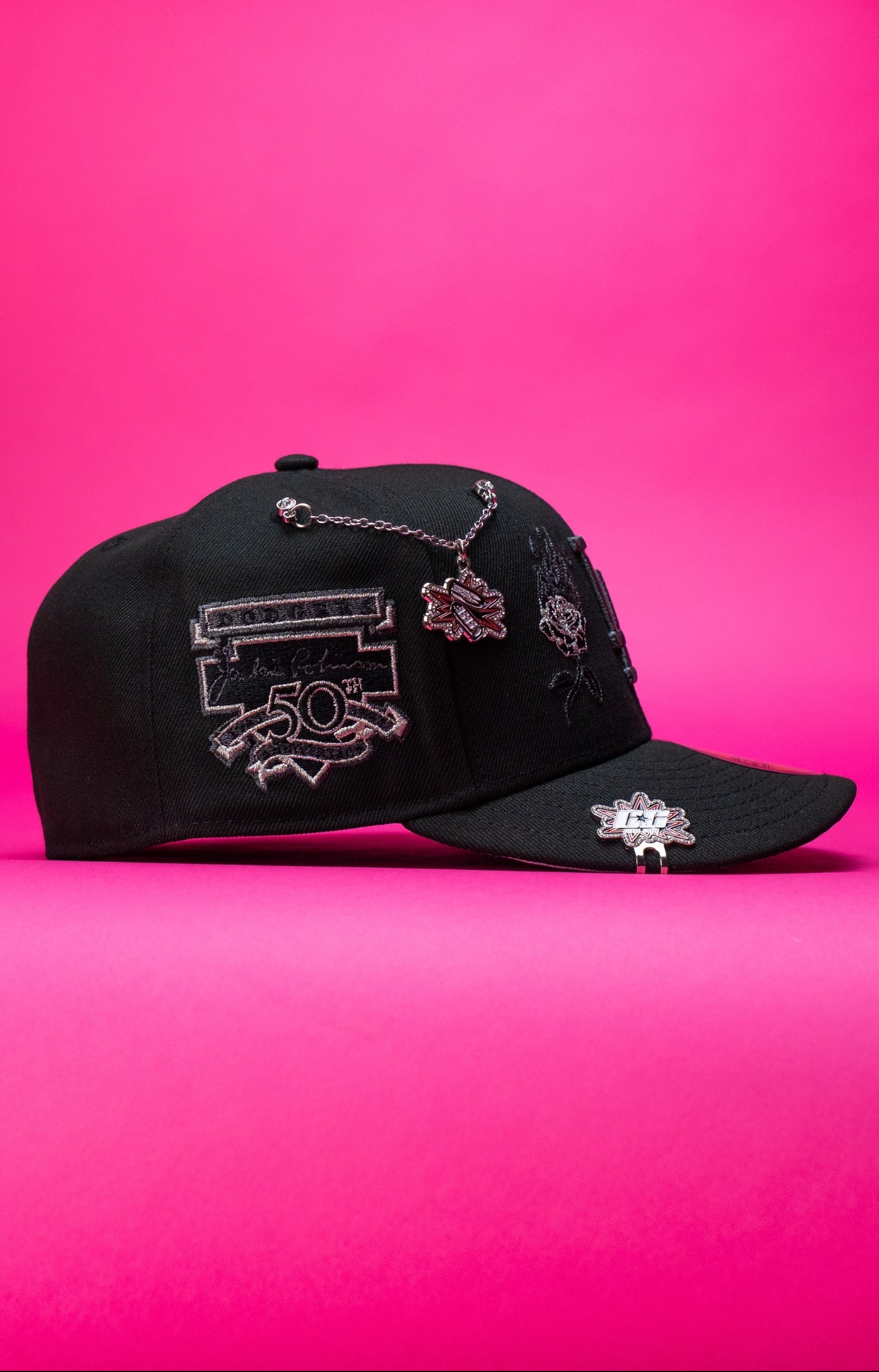 NEW ERA EXCLUSIVE 59FIFTY BLACK LOS ANGELES DODGERS W/ BURNT ROSES + JACKIE ROBINSON SIDE PATCH