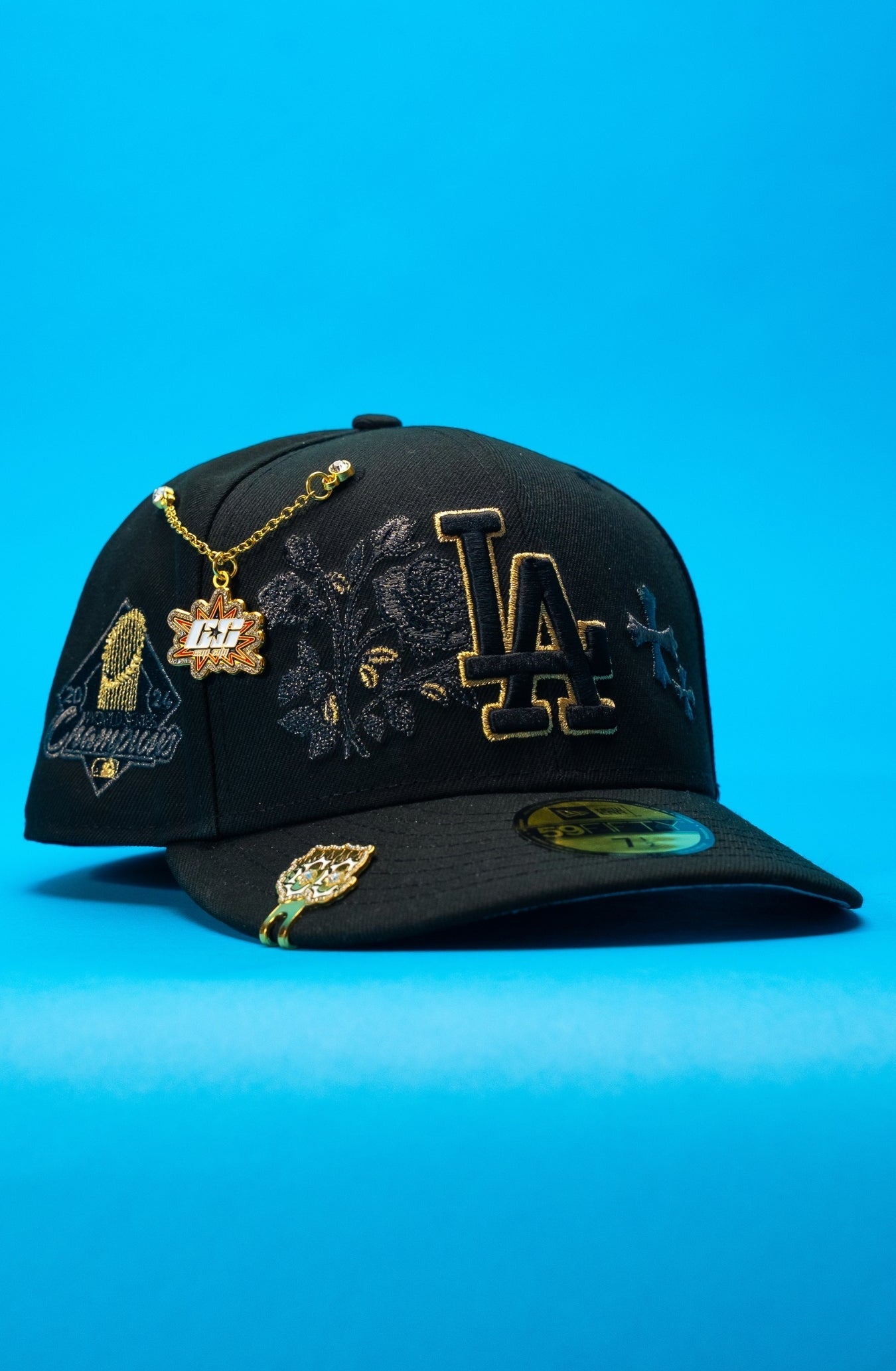 NEW ERA EXCLUSIVE 59FIFTY BLACK LOS ANGELES DODGERS W/ BLOOMING ROSE + WORLD SERIES CHAMPIONS SIDE PATCH