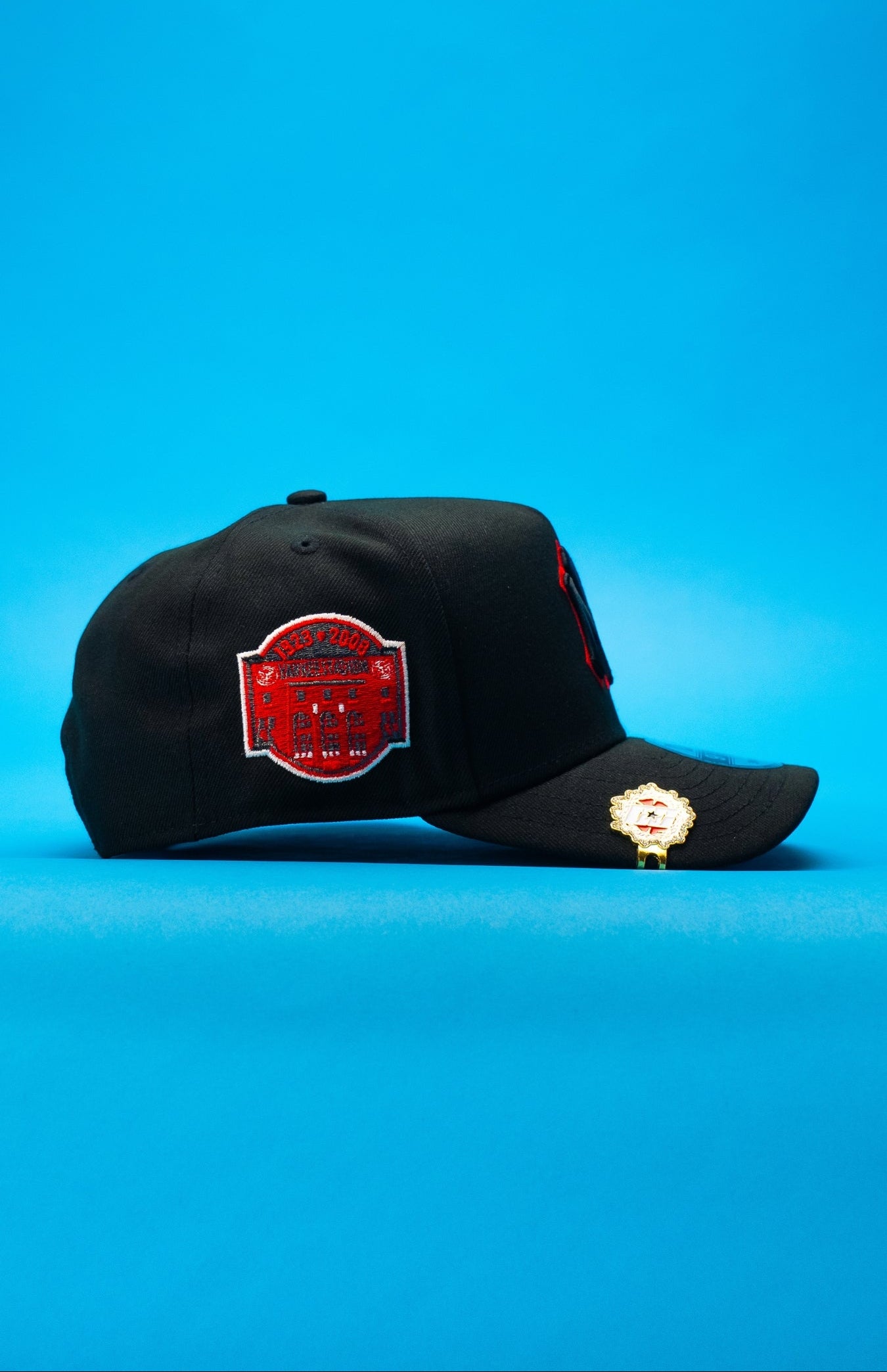 NEW ERA 9FIFTY A-FRAME BLACK NEW YORK YANKEES SNAPBACK W/ YANKEE STADIUM SIDE PATCH