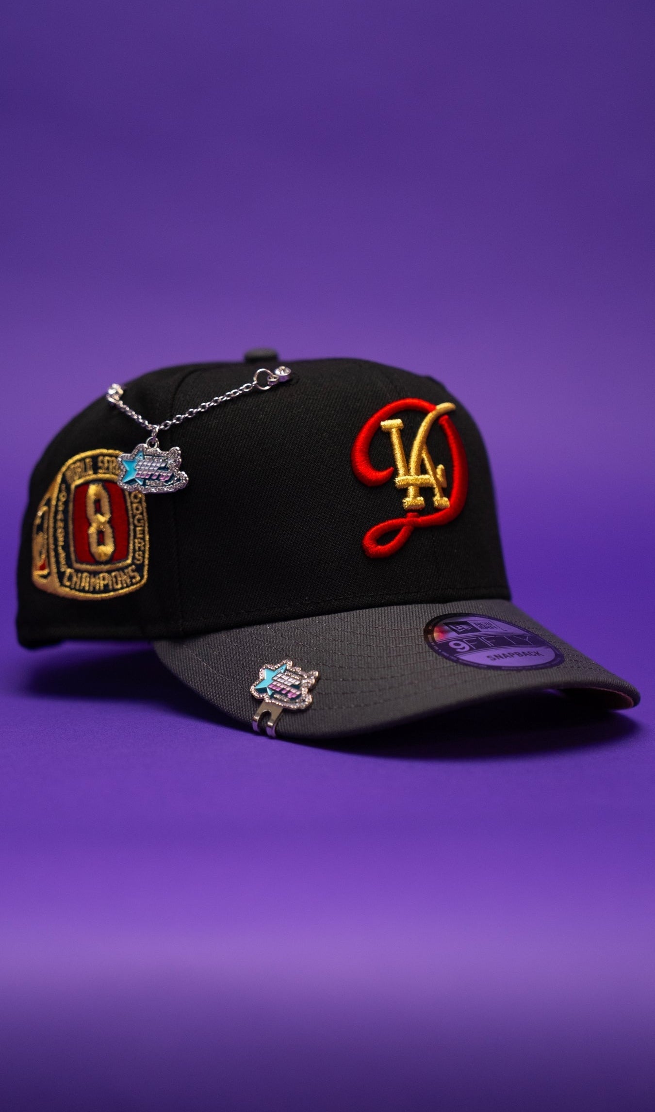 NEW ERA EXCLUSIVE 9FIFTY BLACK/GREY LOS ANGELES DODGERS SNAPBACK W/ 8X WORLD CHAMPIONS SIDE PATCH