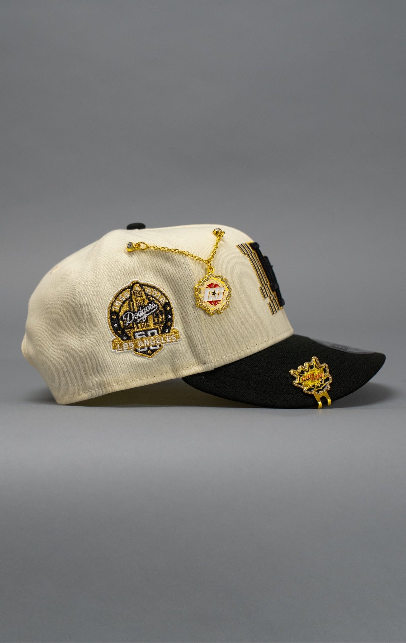 NEW ERA EXCLUSIVE 9FIFTY CHROME/BLACK LOS ANGELES DODGERS SNAPBACK W/ 60TH ANNIVERSARY SIDE PATCH