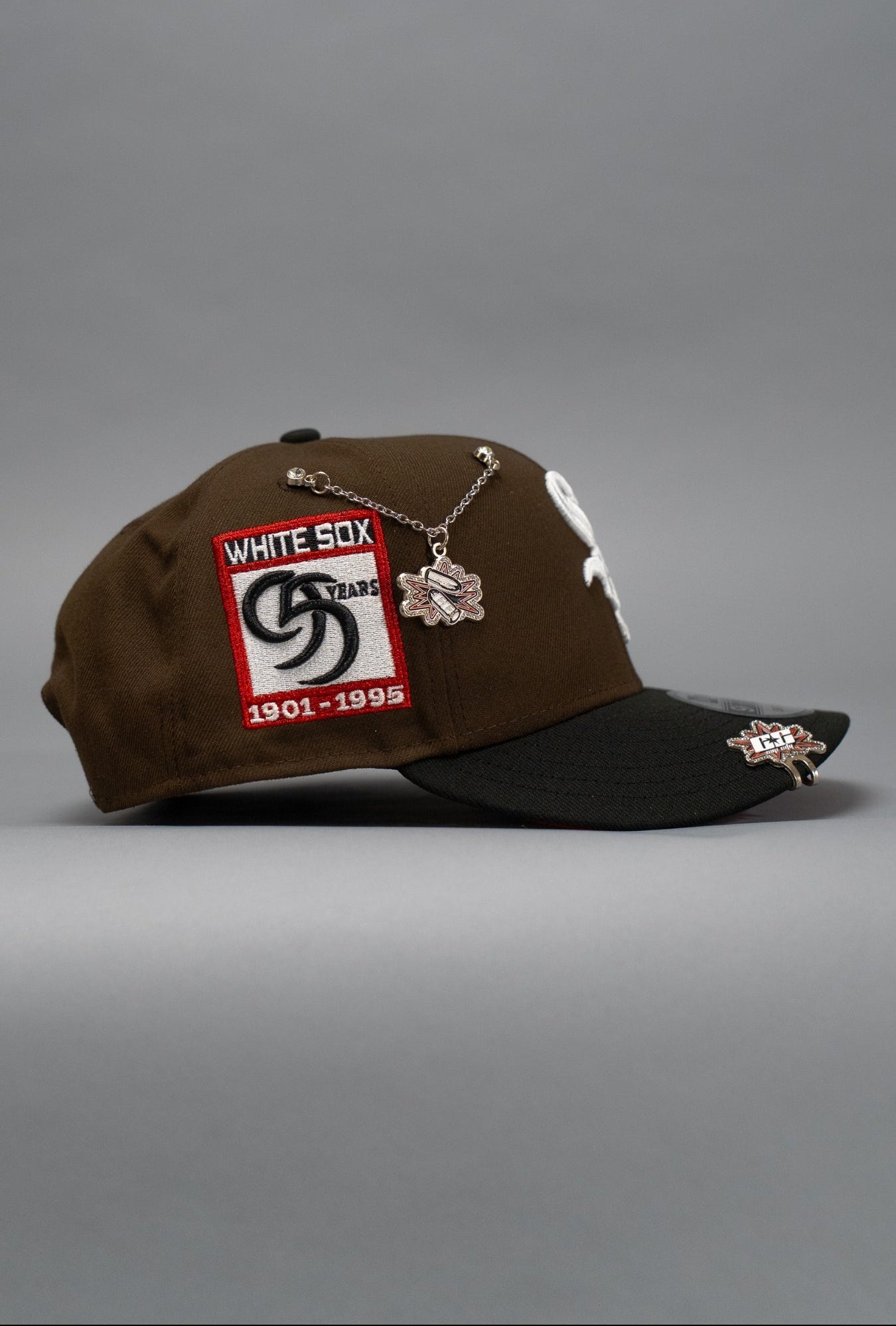 NEW ERA EXCLUSIVE 9FIFTY BROWN/BLACK CHICAGO WHITE SOX SNAPBACK W/ 95TH ANNIVERSARY SIDE PATCH