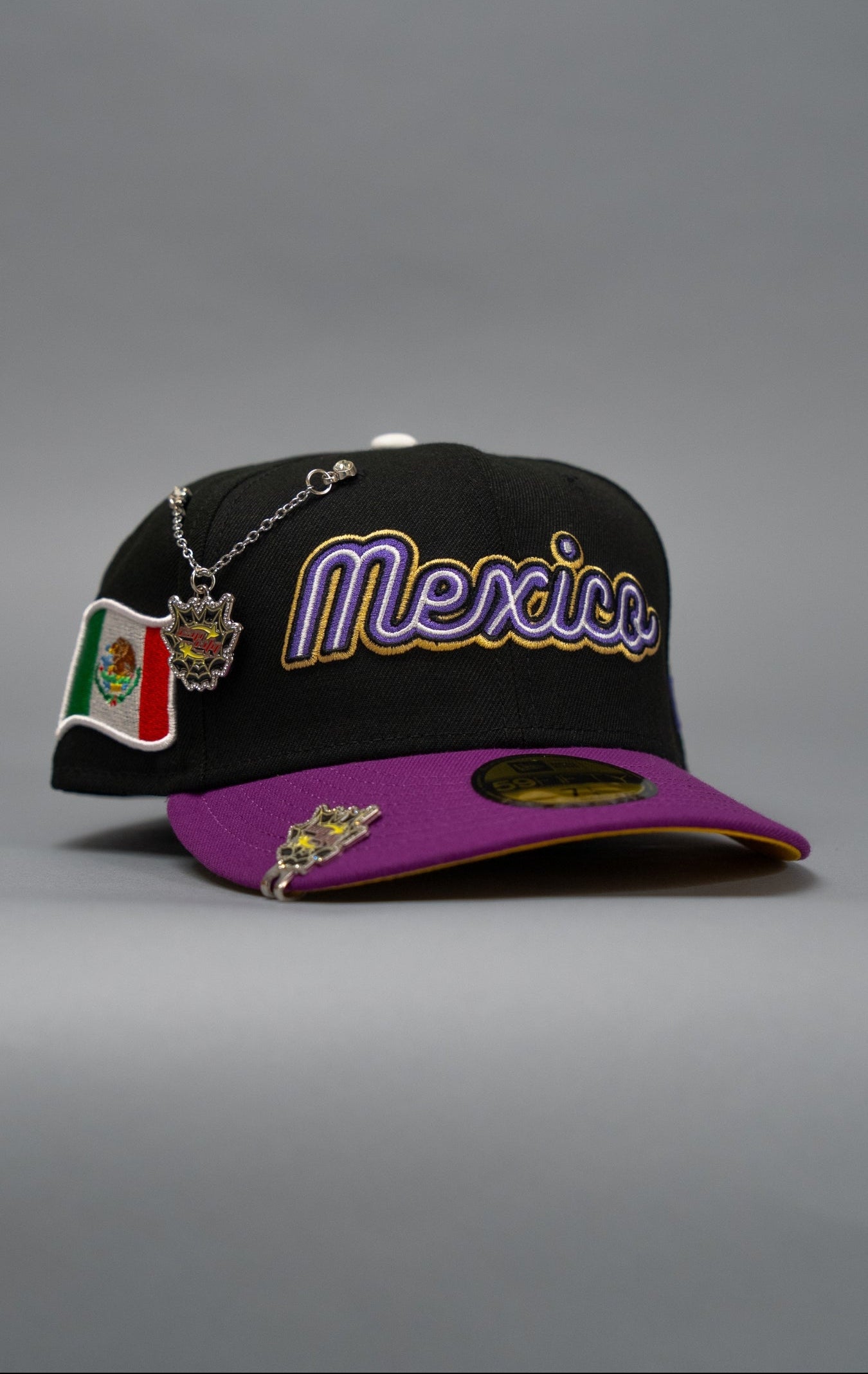 NEW ERA EXCLUSIVE 59FIFTY BLACK/PURPLE 2025 WBC MEXICO SCRIPT W/ MEXICO FLAG SIDE PATCH