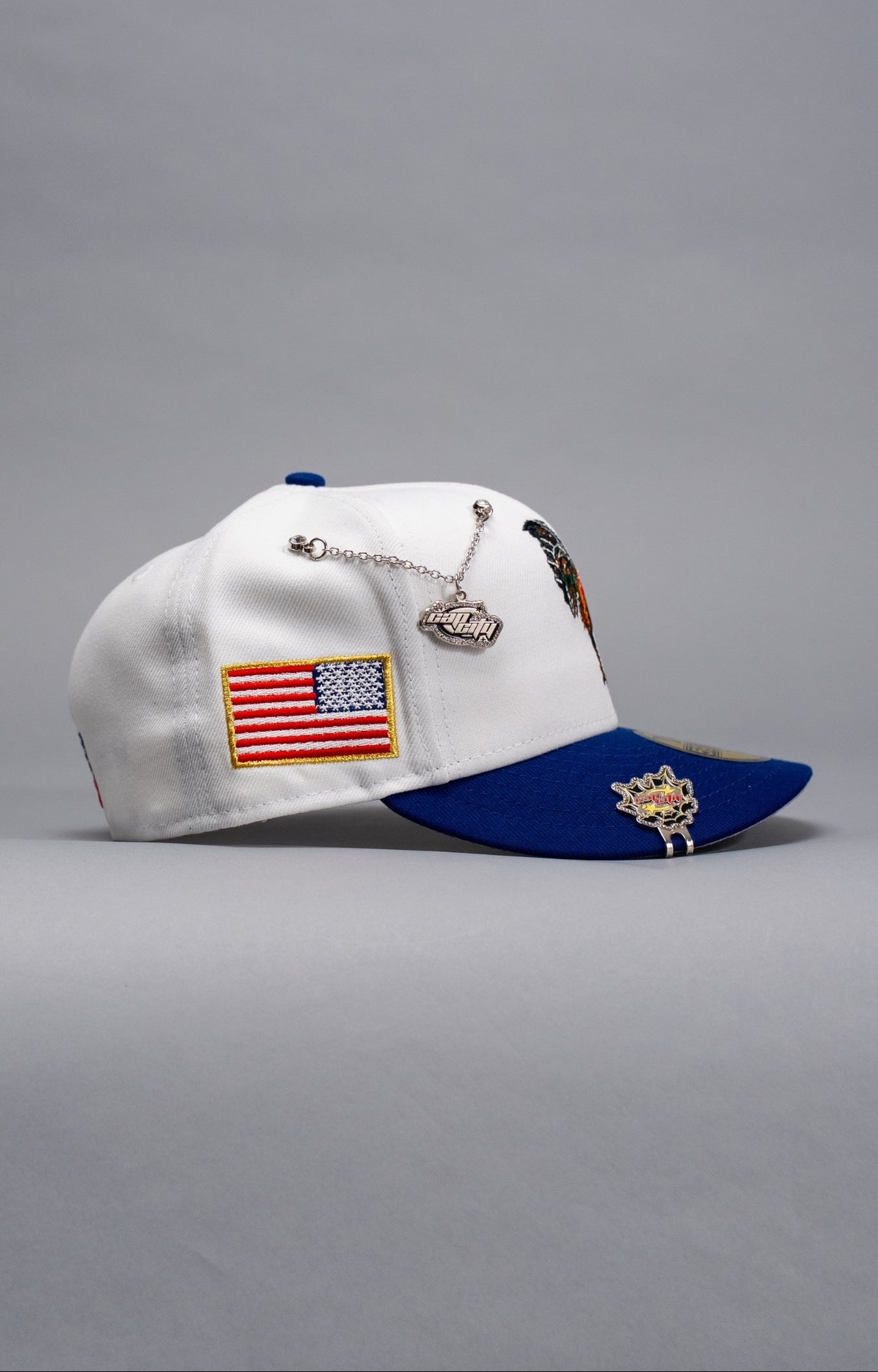 NEW ERA EXCLUSIVE 59FIFTY PEARL WHITE MEXICO "EL GALLO" W/ AMERICAN FLAG SIDE PATCH