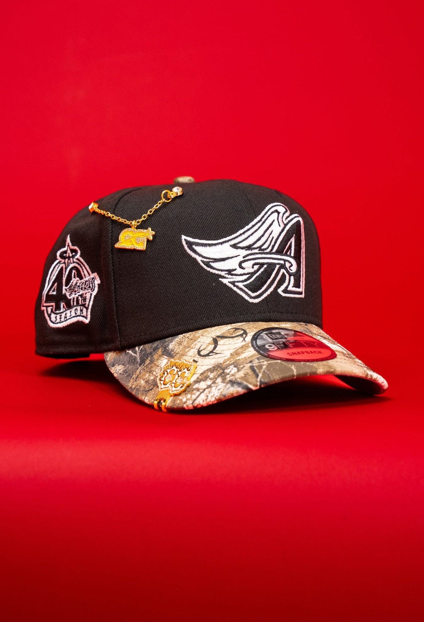NEW ERA EXCLUSIVE 9FIFTY BLACK/REALTREE ANAHEIM ANGELS SNAPBACK W/ 50TH ANNIVERSARY SIDE PATCH