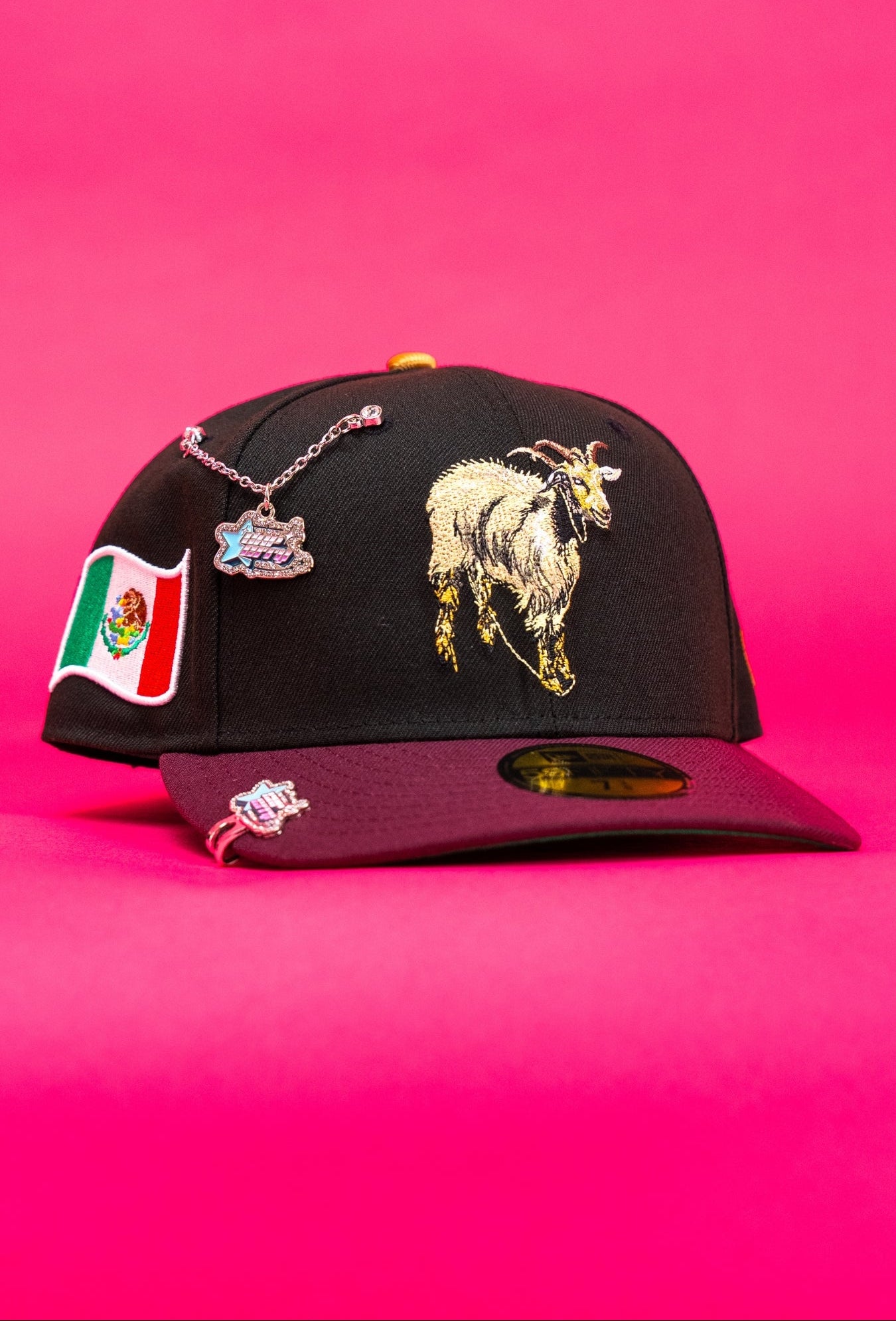 NEW ERA EXCLUSIVE 59FIFTY BLACK/BURGUNDY EL CHIVO W/ MEXICO FLAG SIDE PATCH