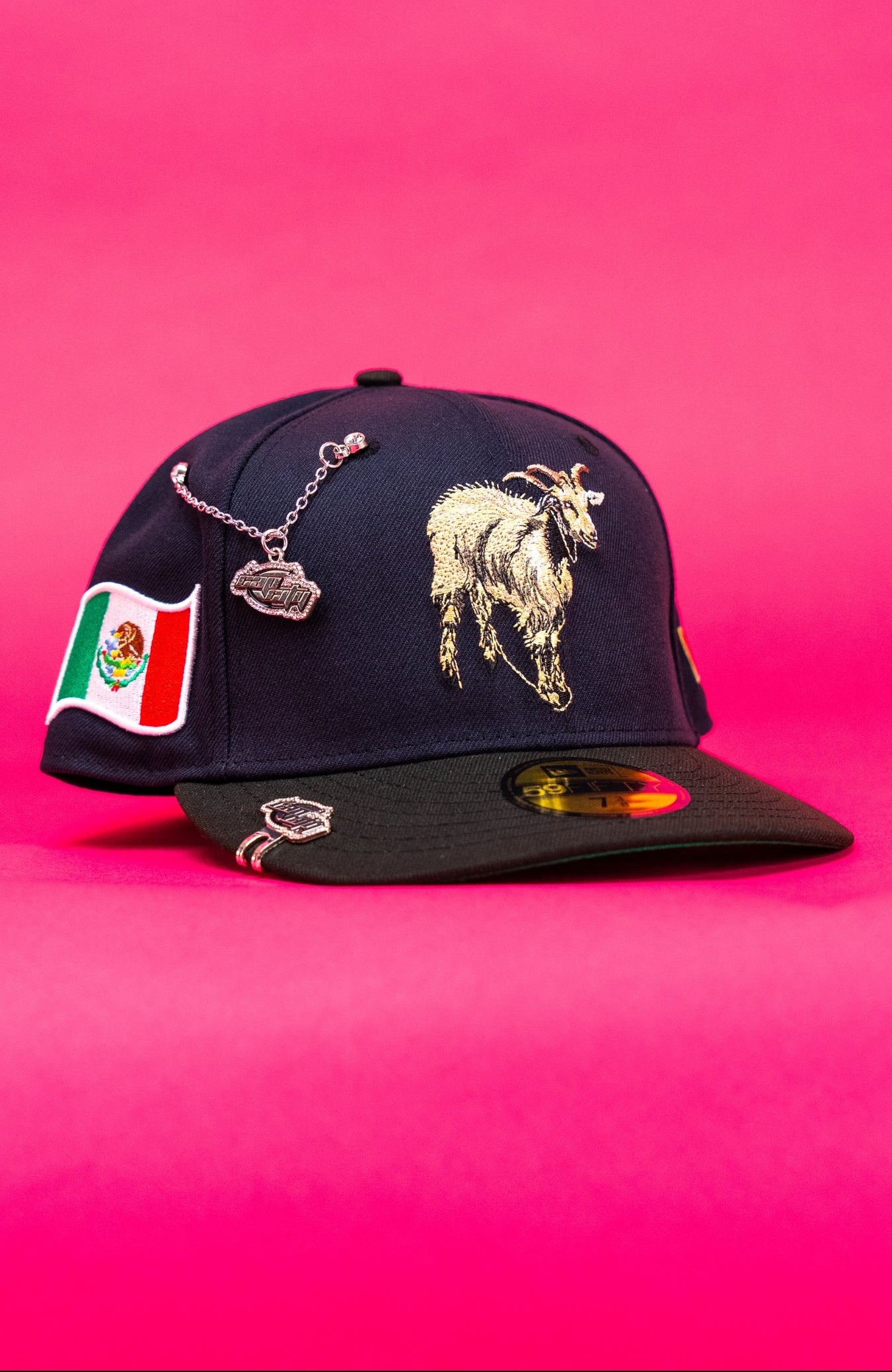 NEW ERA EXCLUSIVE 59FIFTY NAVY/BLACK EL CHIVO W/ MEXICO FLAG SIDE PATCH