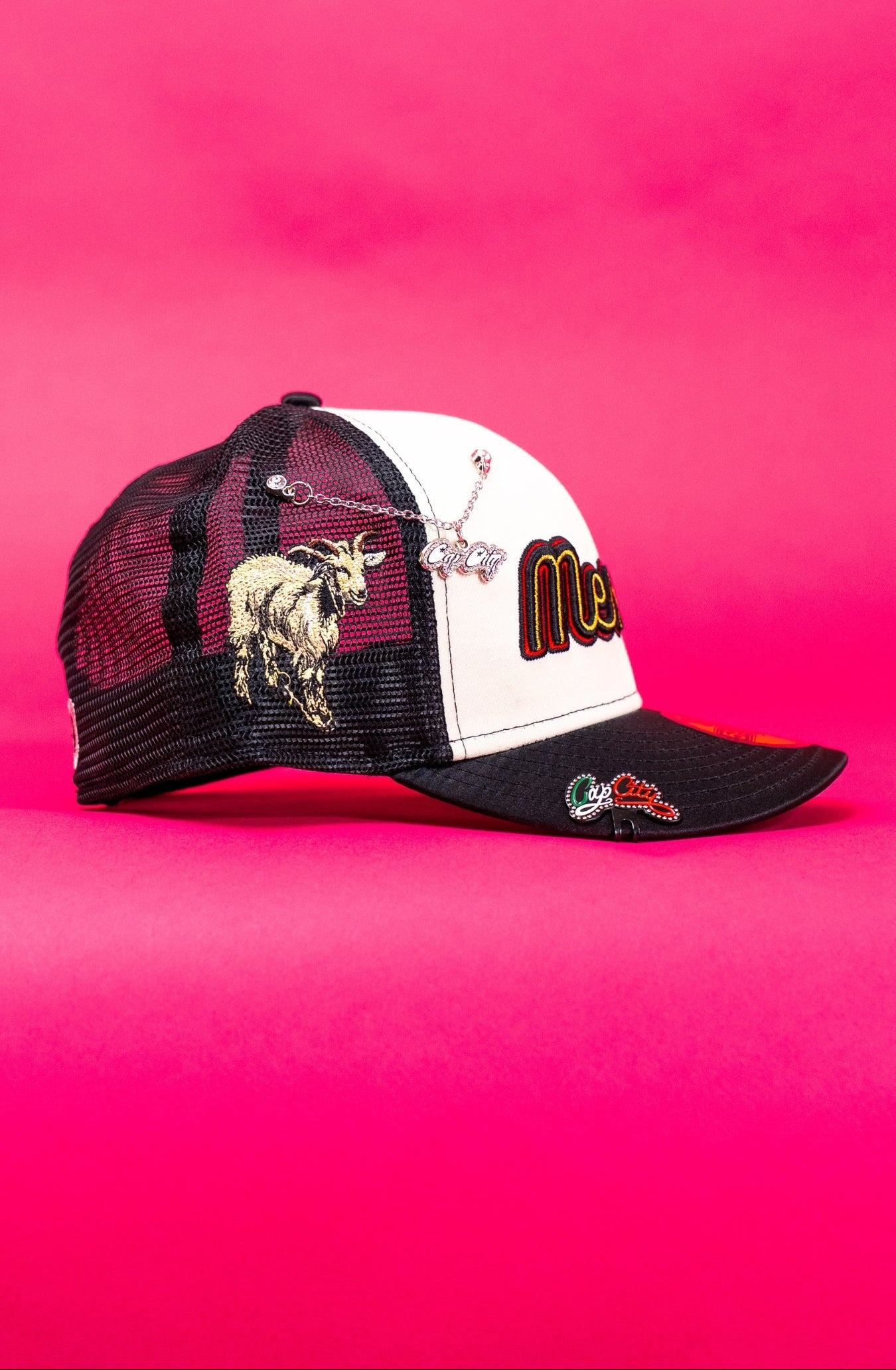 NEW ERA EXCLUSIVE 59FIFTY WHITE/BLACK 2025 WBC MEXICO SCRIPT MESHBACK W/ "EL CHIVO" SIDE PATCH