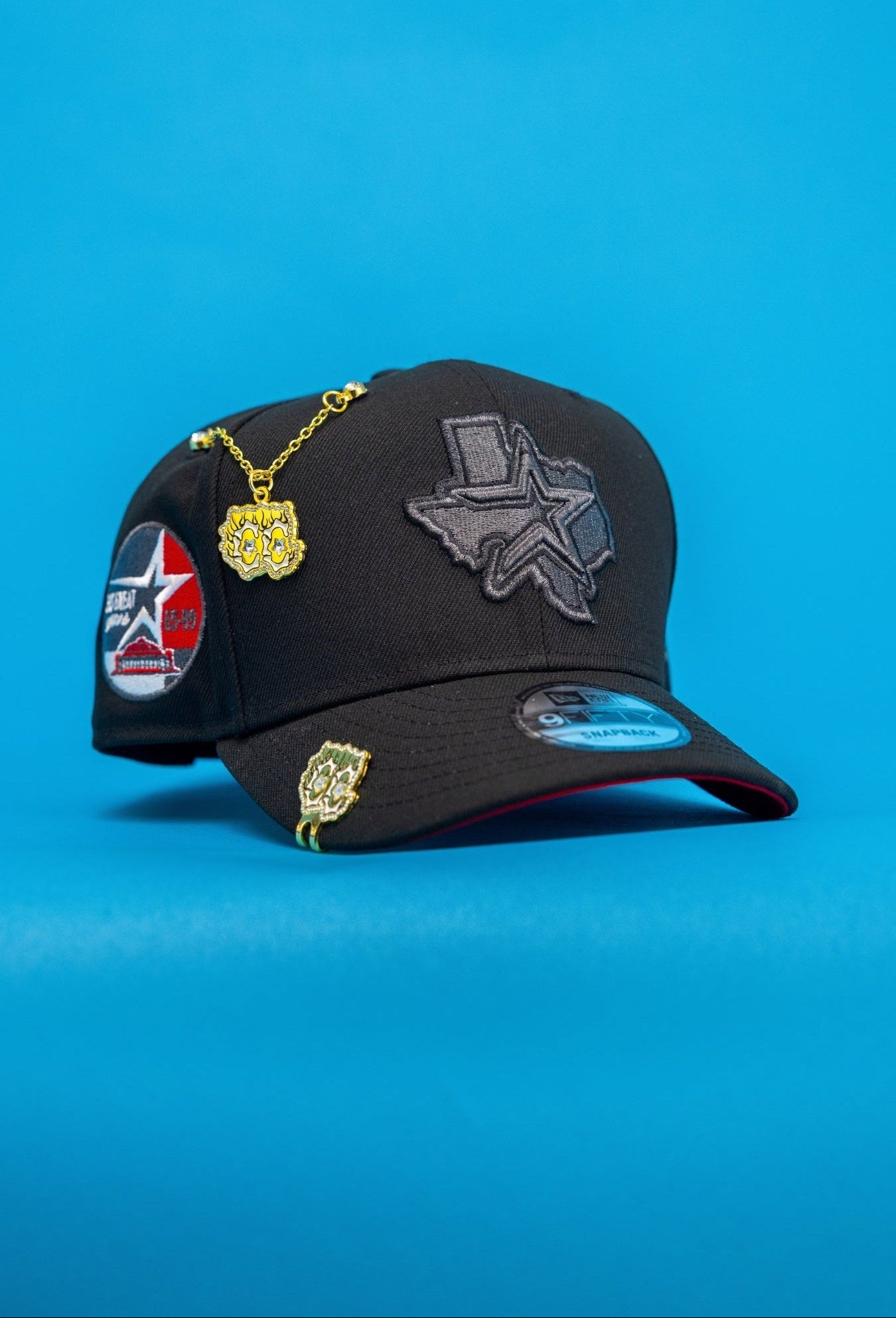 NEW ERA EXCLUSIVE 9FIFTY BLACKED OUT HOUSTON ASTROS SNAPBACK W/ "35 GREAT YEARS" SIDE PATCH