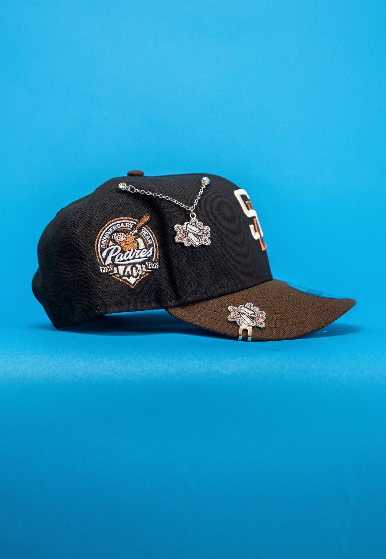 NEW ERA EXCLUSIVE 9FIFTY BLACK/BROWN SAN DIEGO PADRES SNAPBACK W/ 40TH ANNIVERSARY SIDE PATCH