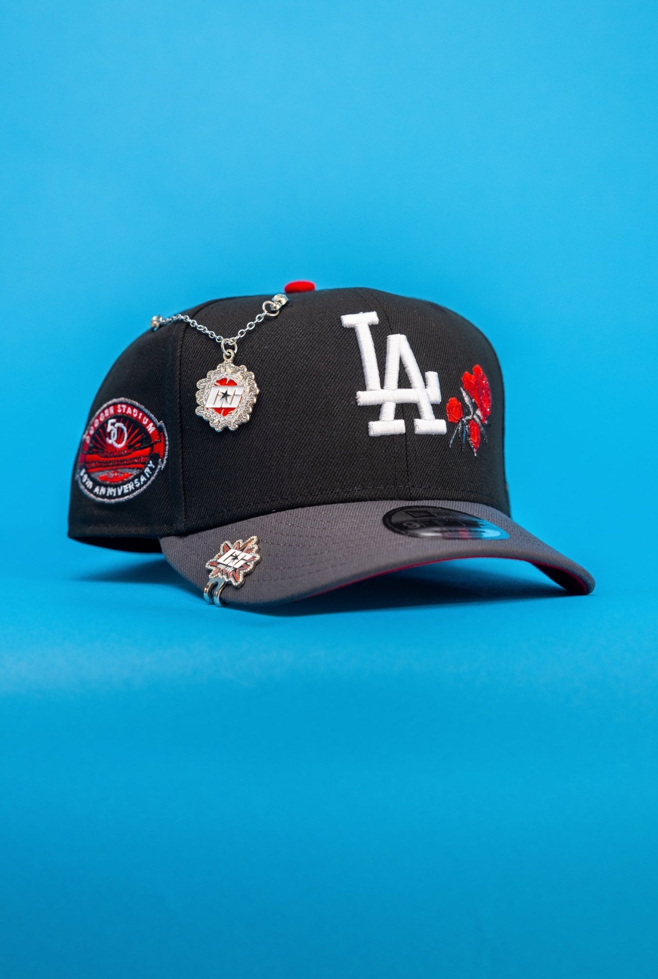 NEW ERA EXCLUSIVE 9FIFTY BLACK/GREY LOS ANGELES DODGERS SNAPBACK W/ ROSES + 50TH ANNIVERSARY SIDE PATCH