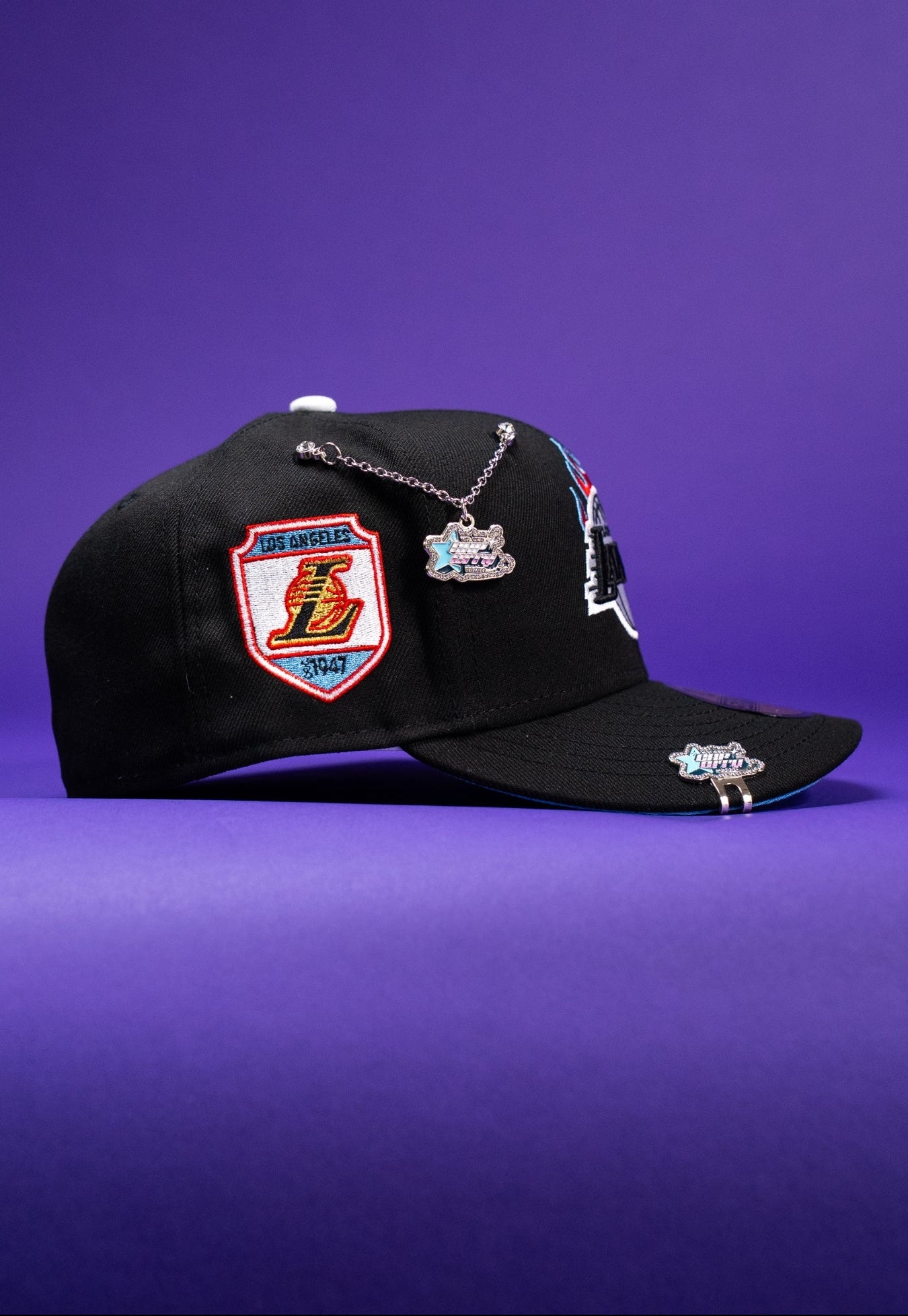 NEW ERA EXCLUSIVE 59FIFTY BLACK LOS ANGELES LAKERS W/ FLAME LOGO + 1947 SIDE PATCH