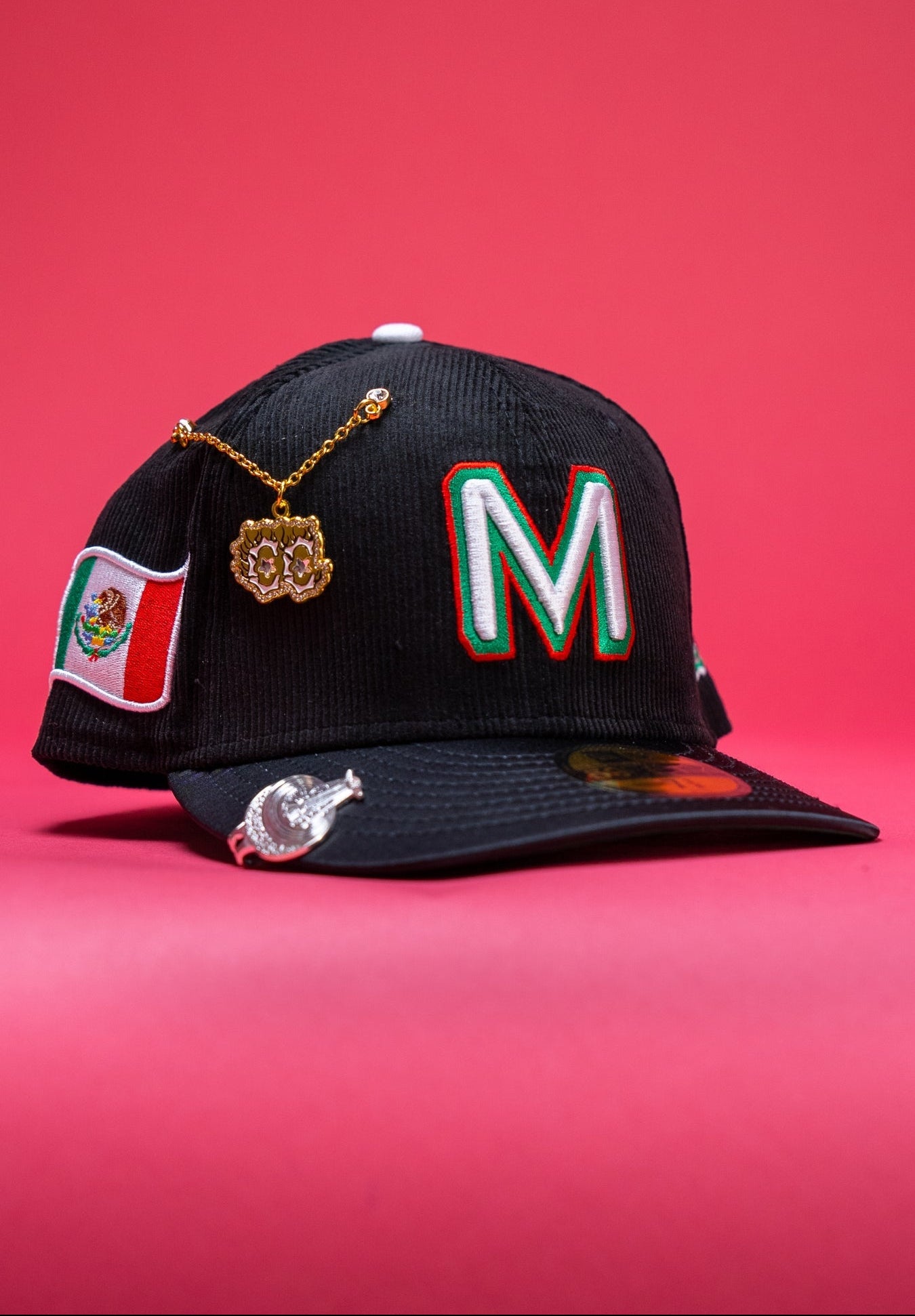 NEW ERA EXCLUSIVE 59FIFTY CORDUROY 2025 WBC MEXICO W/ MEXICO FLAG SIDE PATCH
