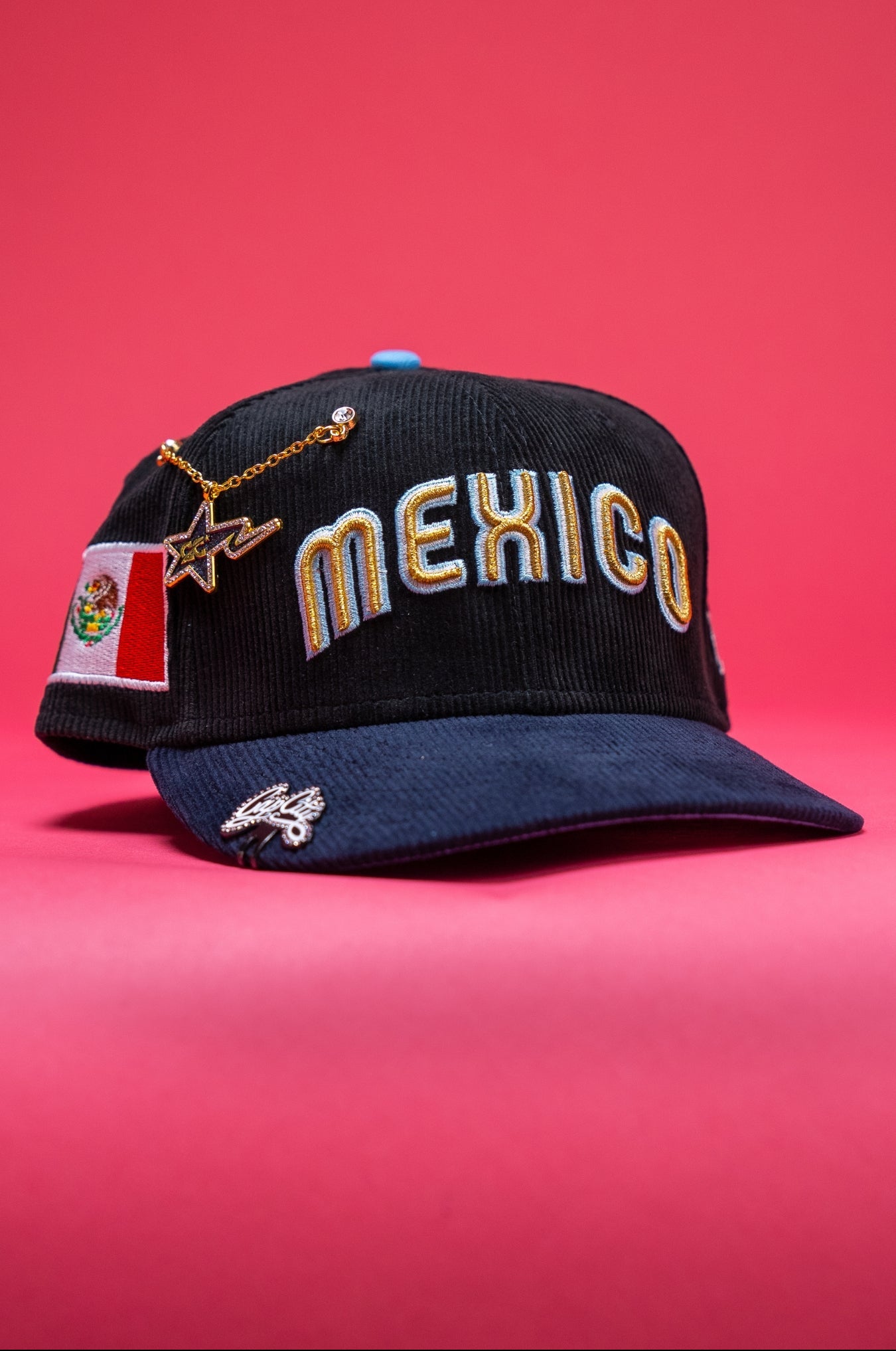 NEW ERA EXCLUSIVE 59FIFTY CORDUROY 2025 WBC MEXICO SCRIPT W/ MEXICO FLAG SIDE PATCH