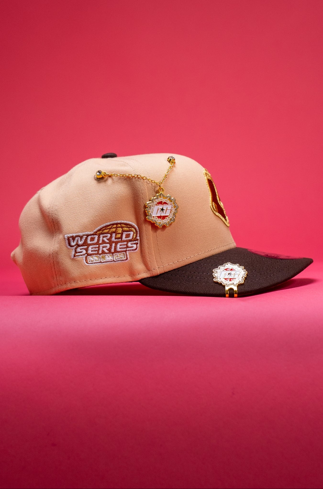 NEW ERA EXCLUSIVE 9FIFTY SOFT PEACH BOSTON RED SOX SNAPBACK W/ 2004 WORLD SERIES SIDE PATCH