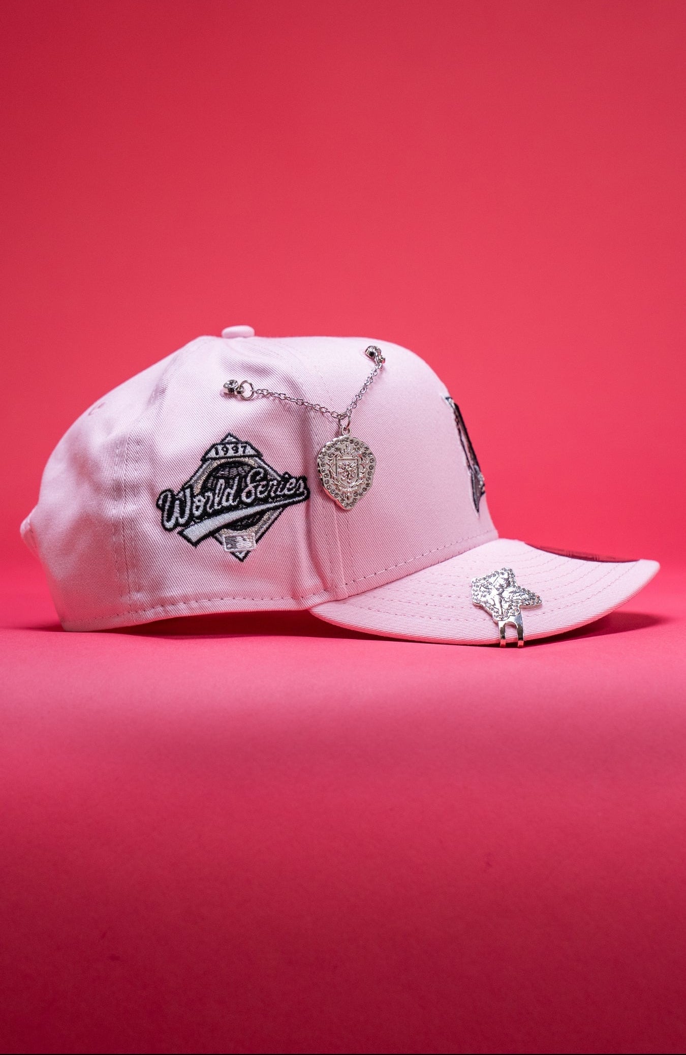 NEW ERA EXCLUSIVE 9FIFTY PINK MIAMI MARLINS SNAPBACK W/ 1997 WORLD SERIES SIDE PATCH