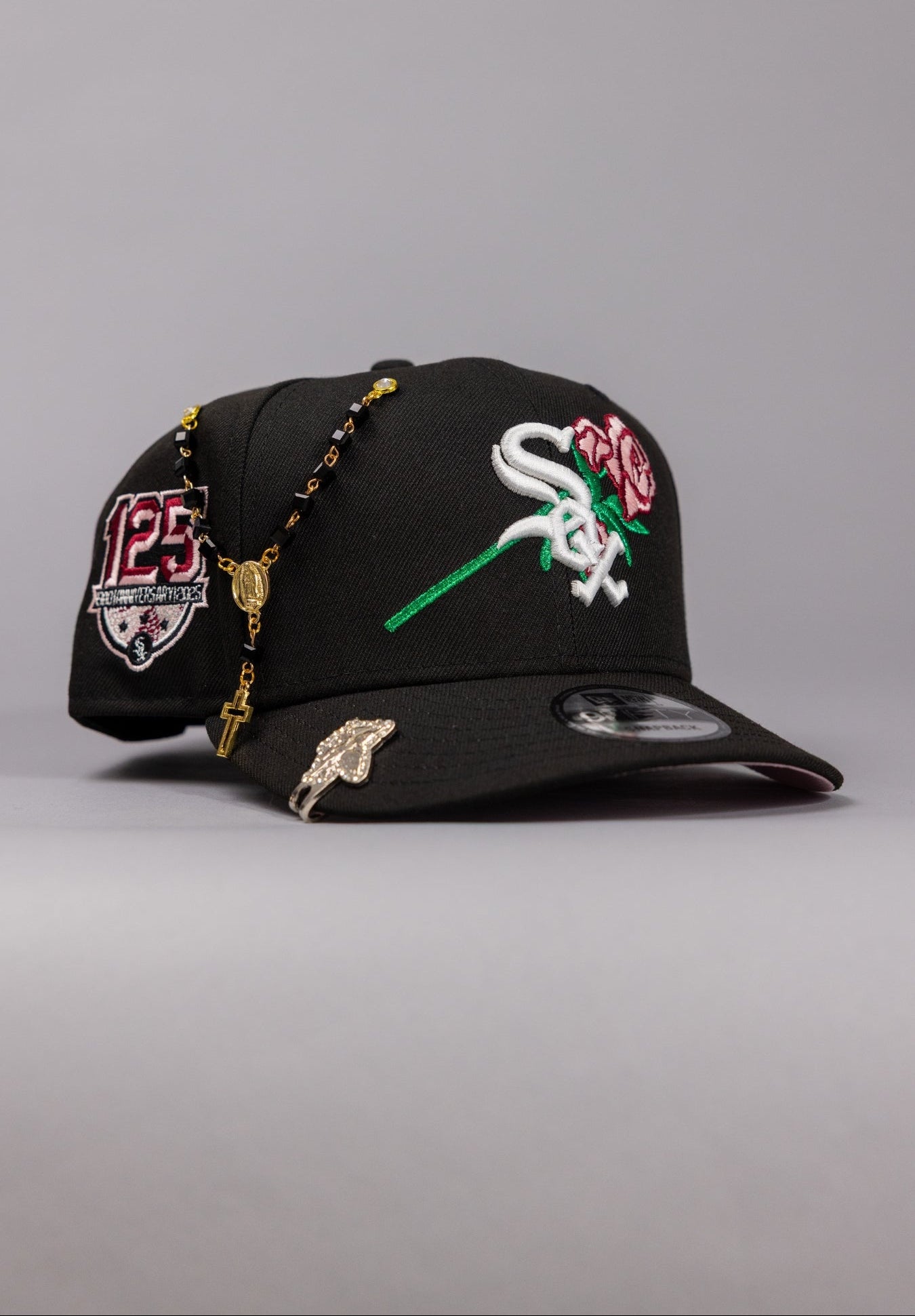 NEW ERA EXCLUSIVE 9FIFTY BLACK CHICAGO WHITE SOX SNAPBACK W/ ROSE + 125TH ANNIVERSARY SIDE PATCH