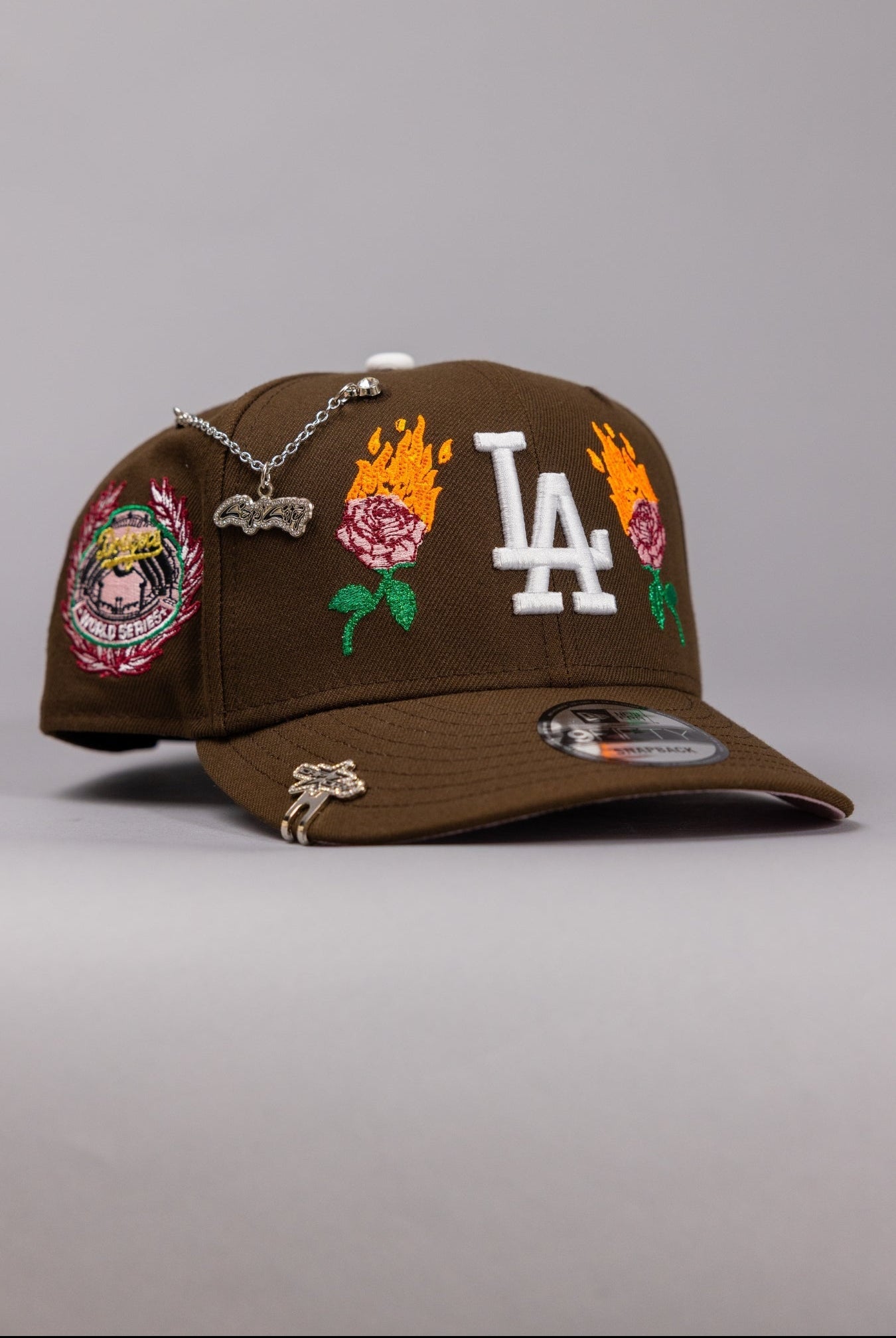 NEW ERA EXCLUSIVE 9FIFTY BROWN LOS ANGELES DODGERS SNAPBACK W/ BURNT ROSES + WORLD SERIES SIDE PATCH