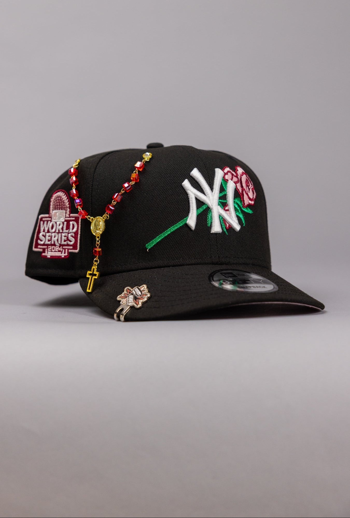 Newera 9fifty ニューヨークヤンキース ワールドシリーズローズ刺繍 New Era Exclusive 9FIFTY Black New York Yankees Snapback W/ Rose + Wor