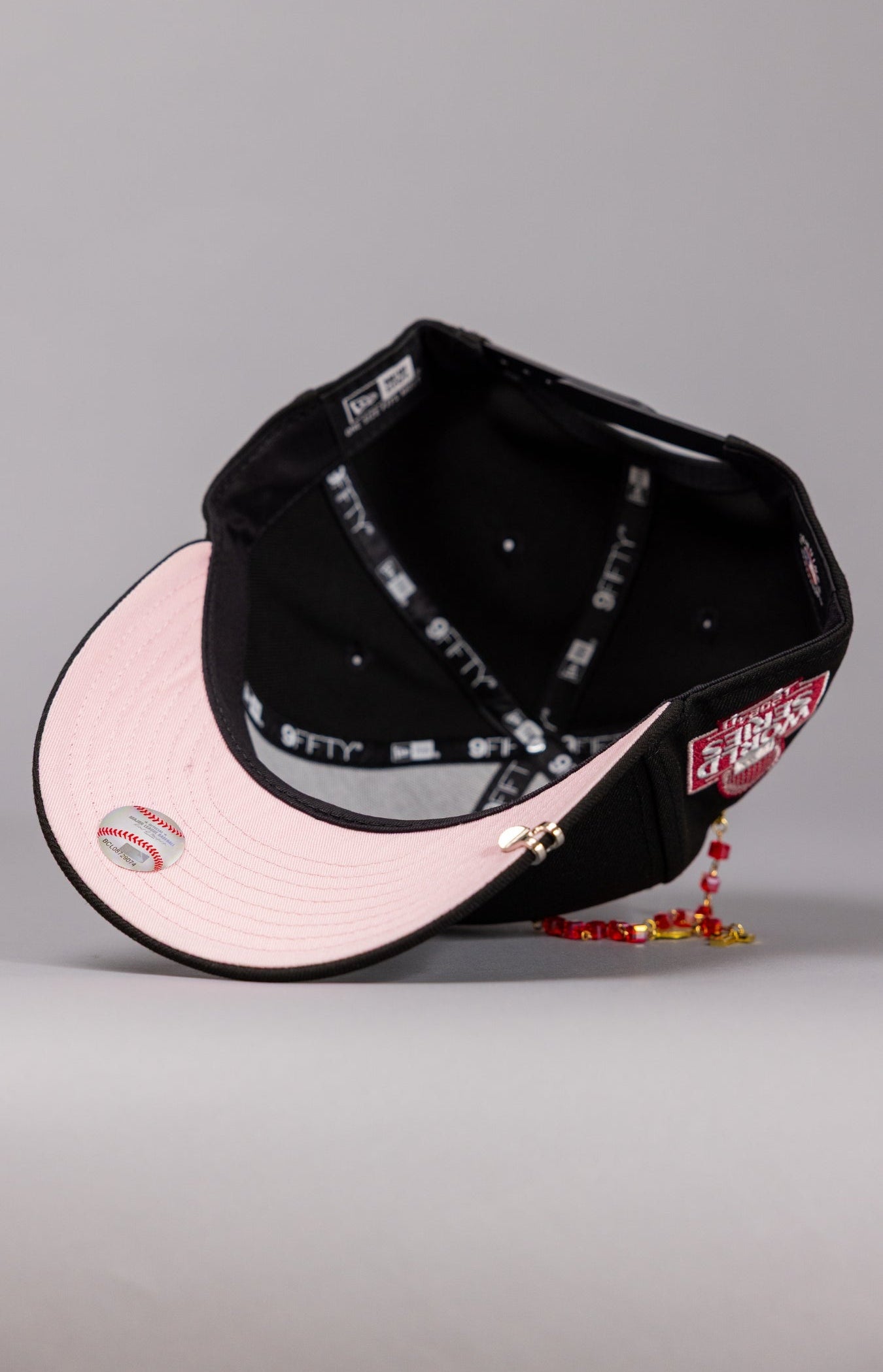 New Era Exclusive 9FIFTY Black New York Yankees Snapback W/ Rose + Wor