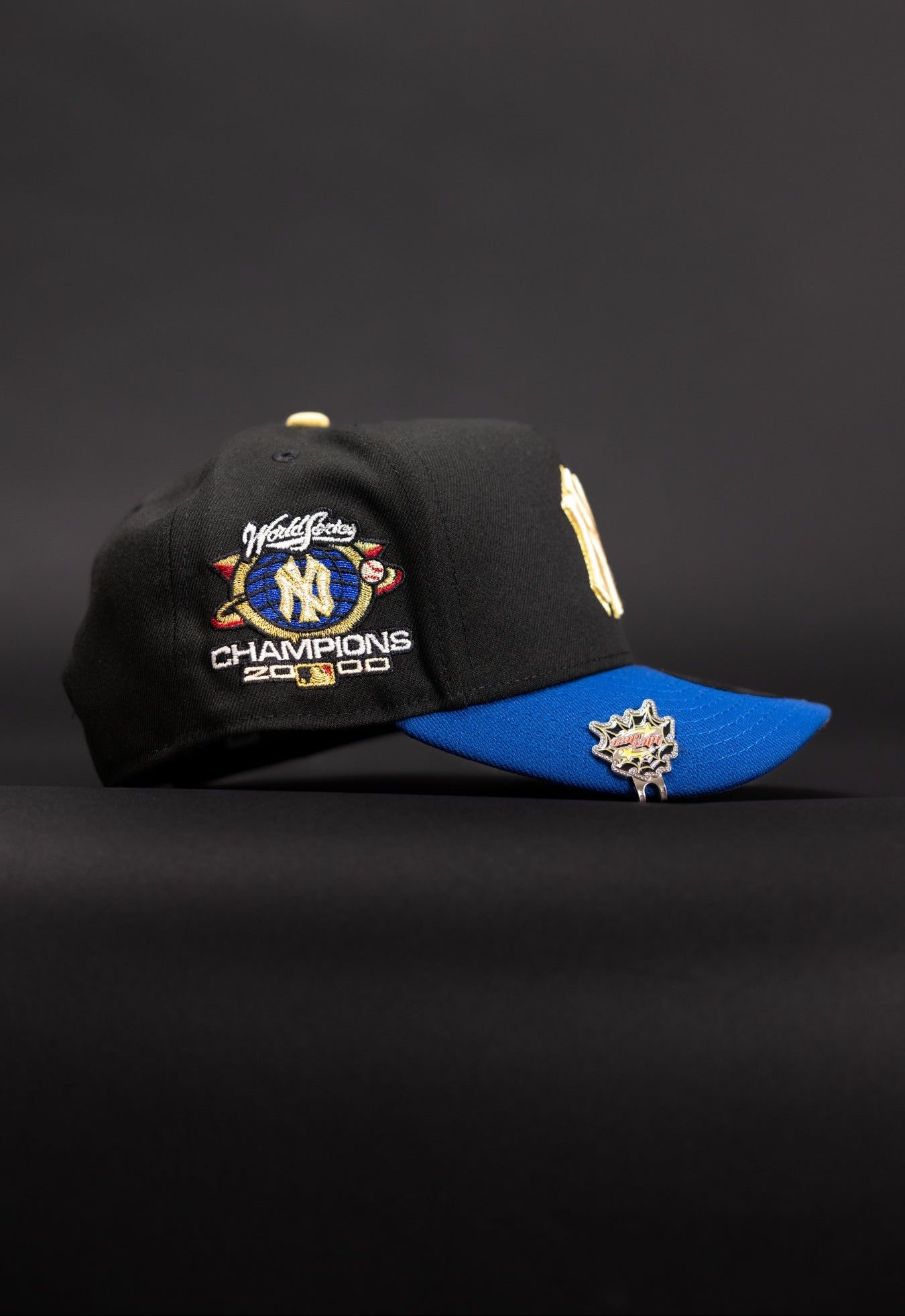 NEW ERA 9FIFTY A-FRAME BLACK/NAVY NEW YORK YANKEES SNAPBACK W/ WORLD SERIES CHAMPIONS SIDE PATCH